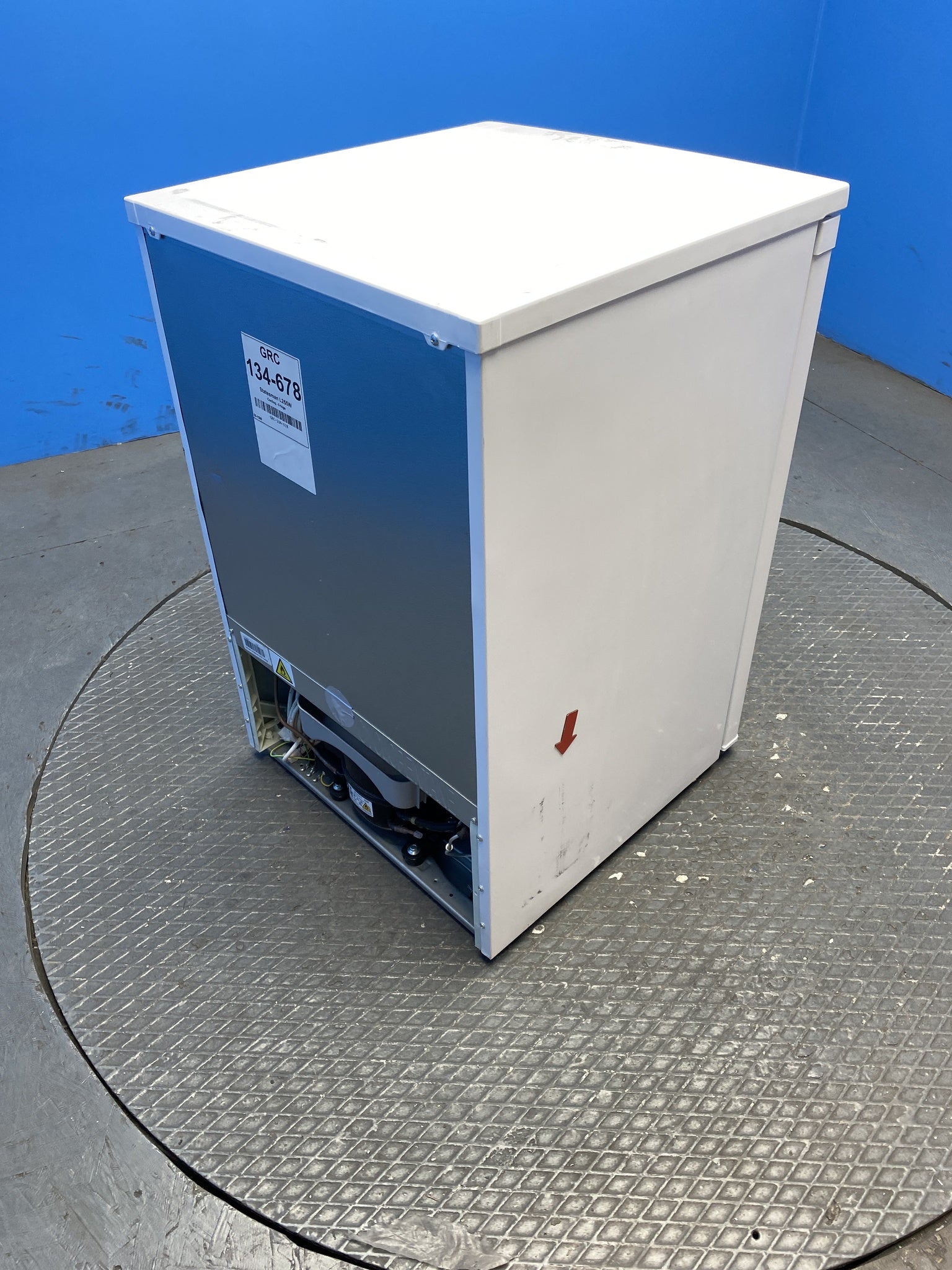 Statesman L255W 113 Litre 55cm Under Counter Fridge