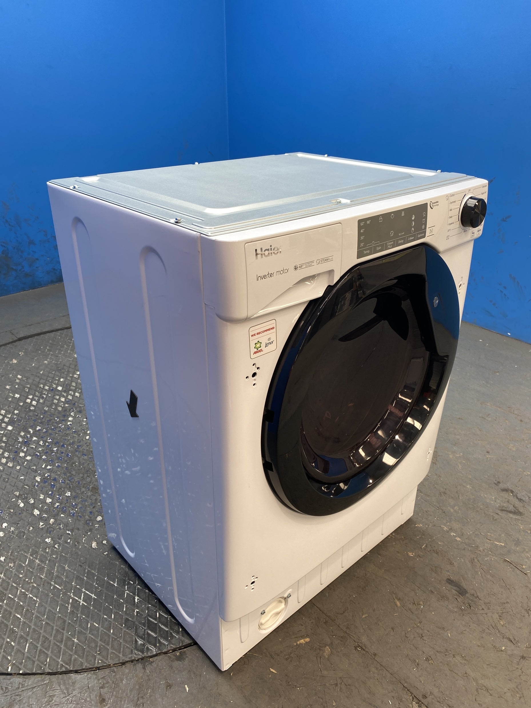 #GRC-155-779 - Haier HWQ90B416FWB Series 4 Integrated 9kg 1600 Spin Washing Machine