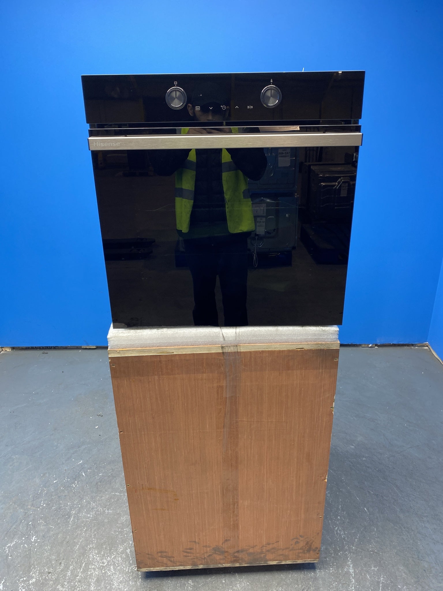 Hisense Hi4 BlackLine BI64221PDBG Built-in Single Pyrolytic Oven