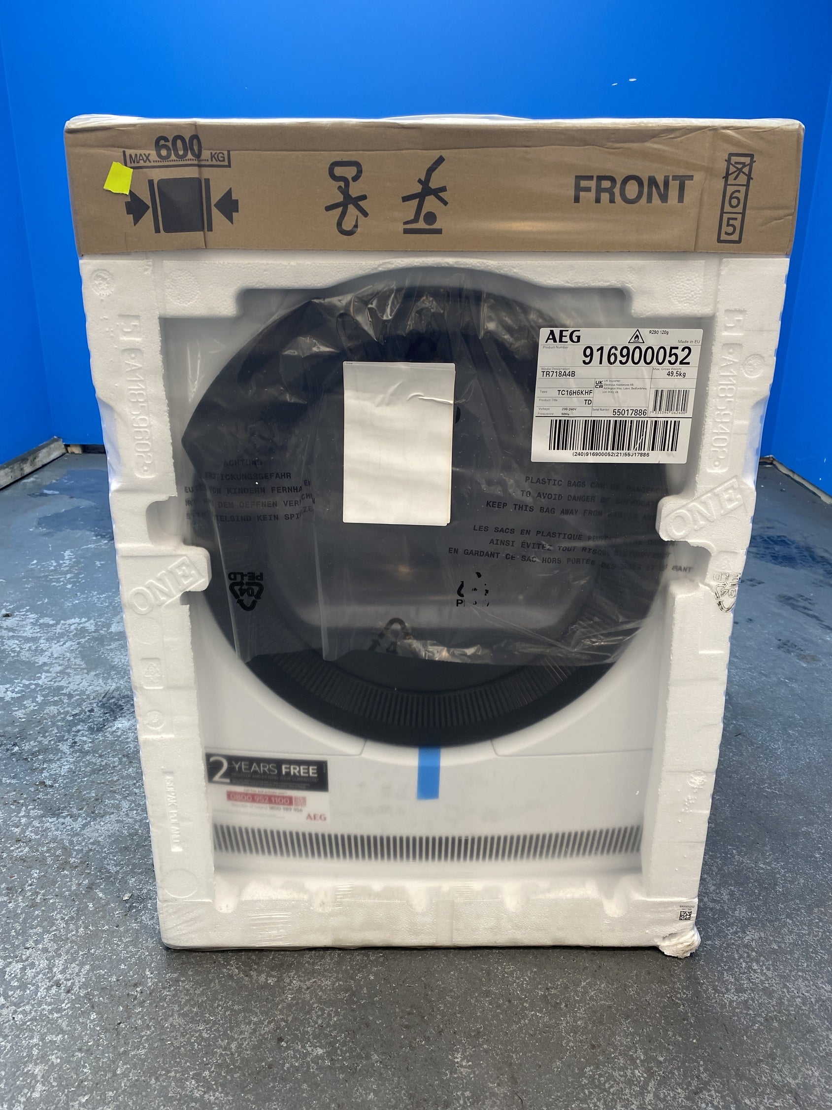 #GRC-154-136 - AEG TR718A4B 7000 Series 8kg Heat Pump SensiDry Tumble Dryer