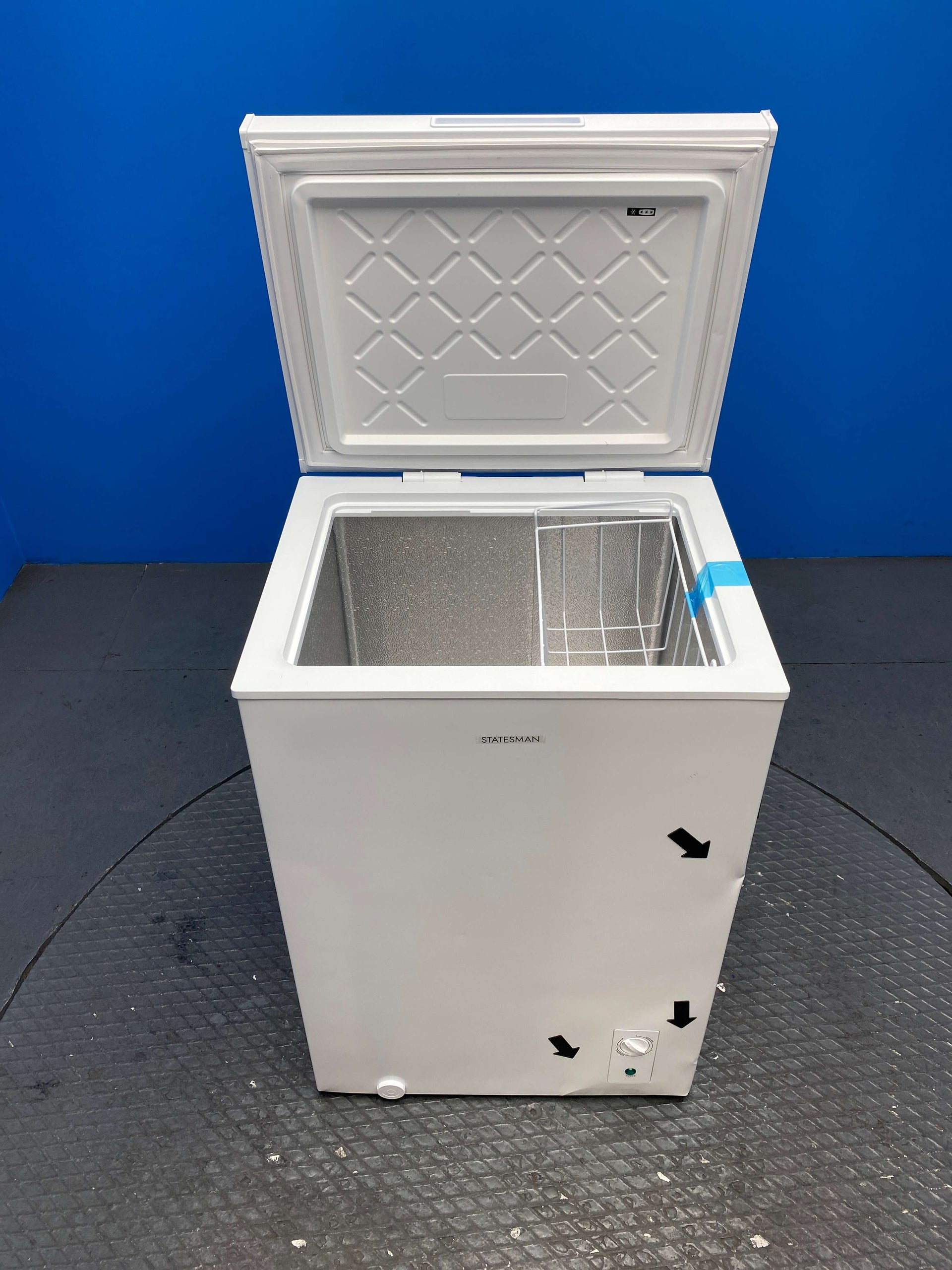 Statesman CHF100 99 Litre Compact Chest Freezer
