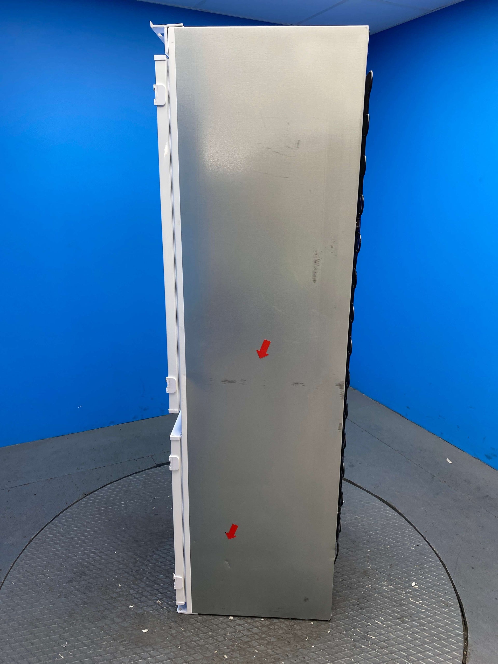 Haier HBW5518DK Series 6 248 Litre Integrated Fridge Freezer