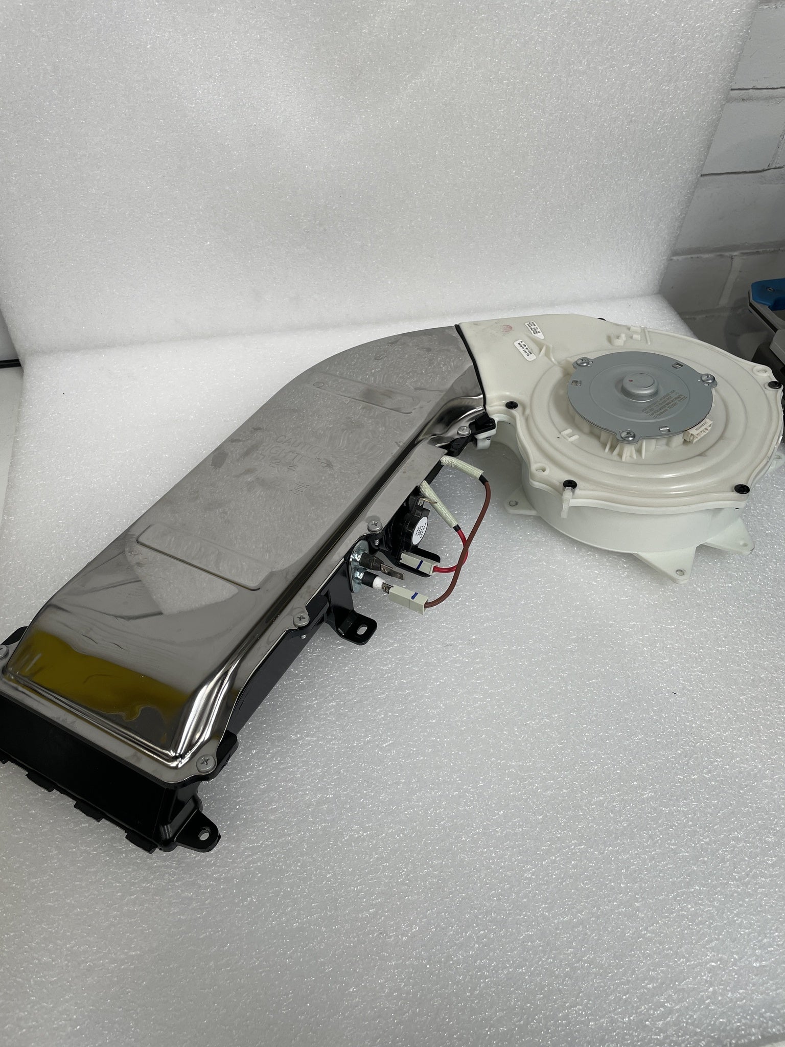 #GRC-155-057 - LG FWY937BCTA1 Tumble Dryer Chamber