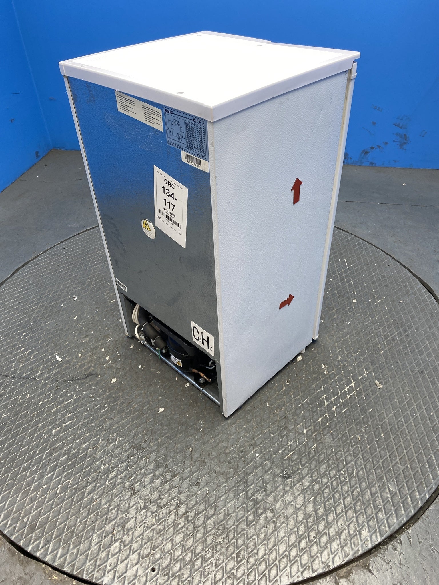Igenix IG3960 92L Under-Counter Larder Fridge