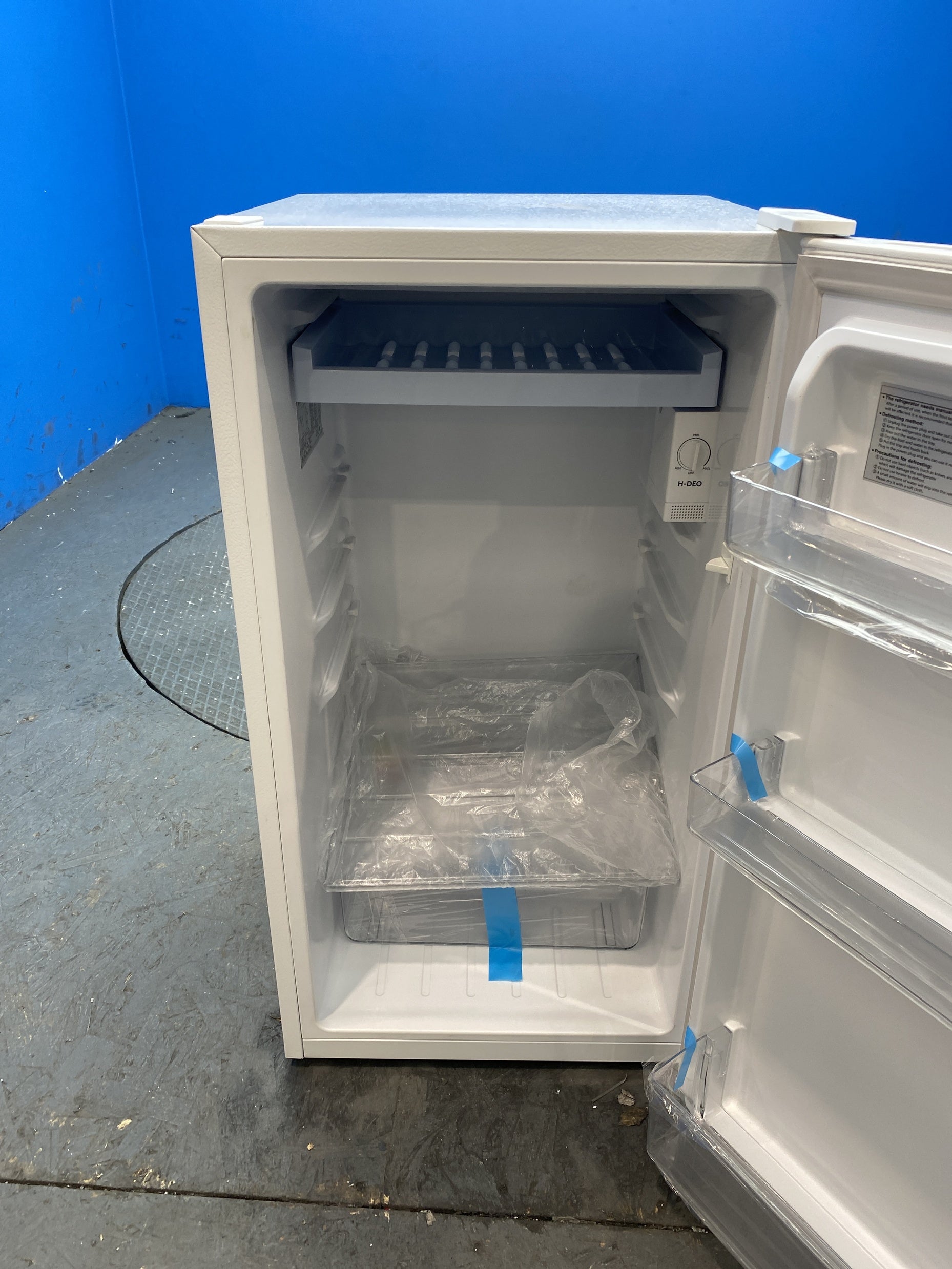 #GRC-150-378 - Hoover HD1D90EWC 90 Litre Undercounter Larder Fridge