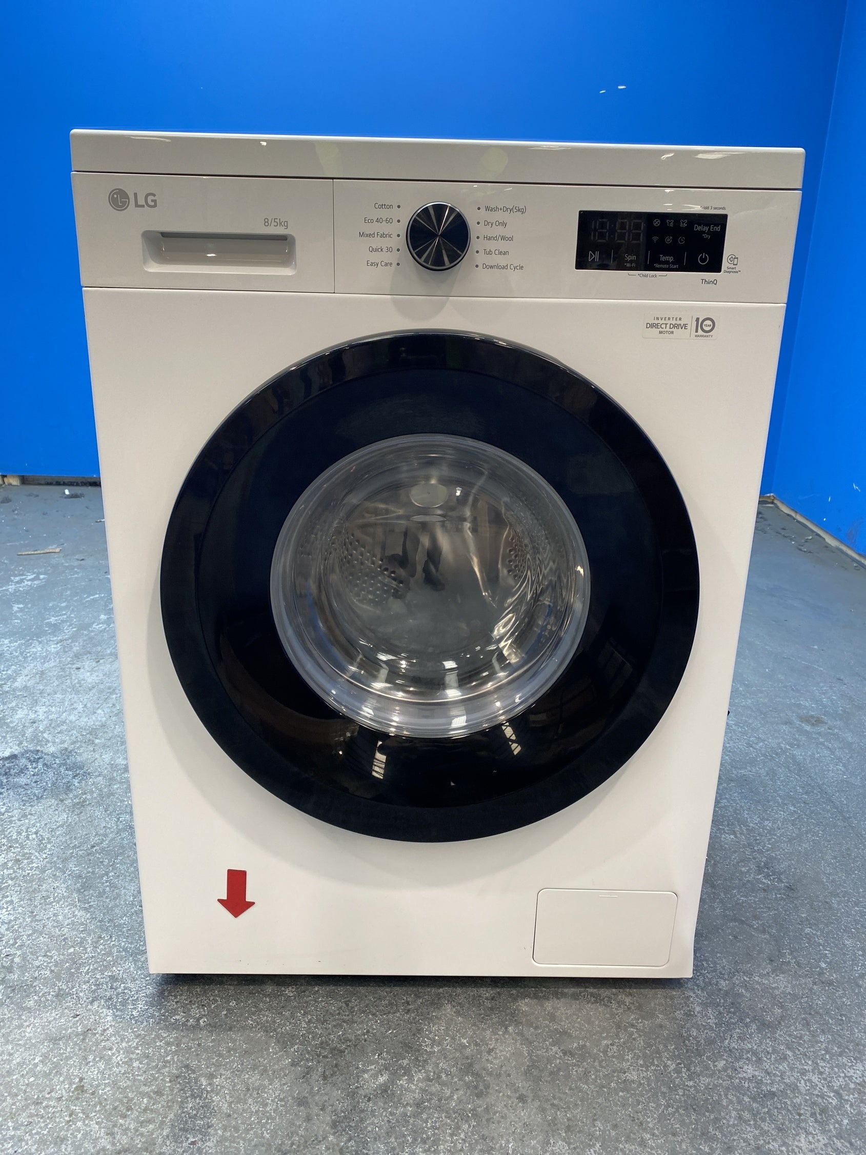 #GRC-150-660 - LG W4X1085NWK Series X10 8/5kg 1400rpm  Direct Drive Washer Dryer
