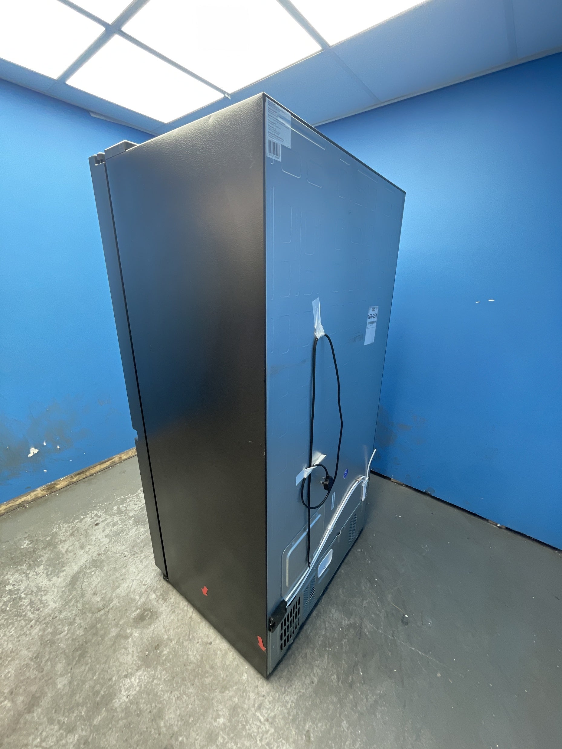 #GRC-163-251 - Hisense RS9P628GPFE 614L PureFlat Smart American Fridge Freezer
