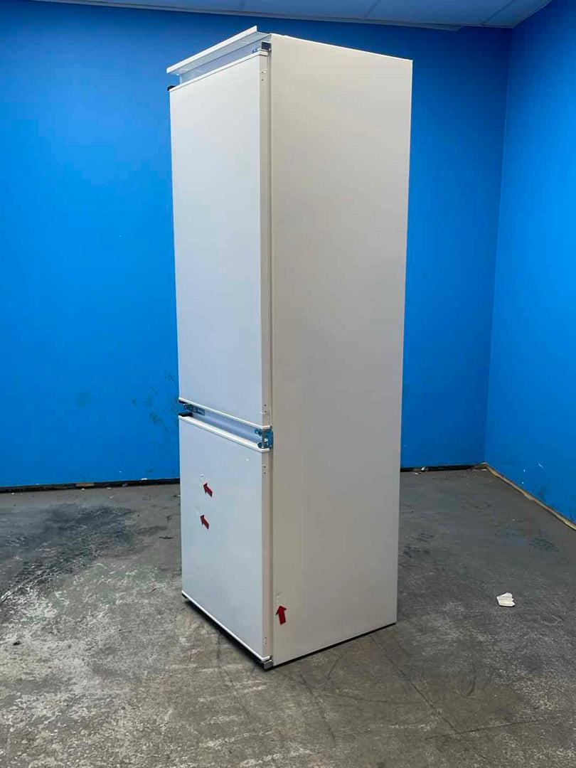 #GRC-160-784 - Candy Fresco CBBML18EK Integrated 50/50 Low Frost Fridge Freezer