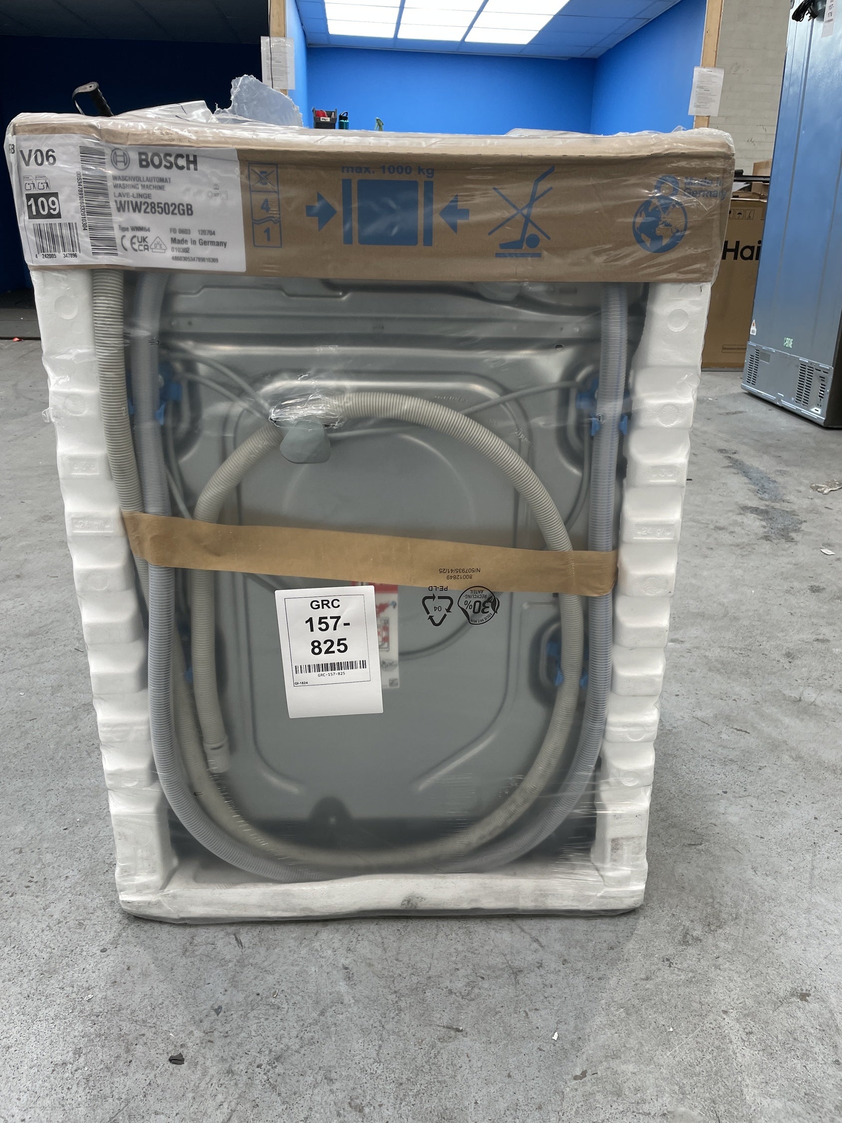 #GRC-157-825 - Bosch Series 8 WIW28502GB Integrated 8kg 1400rpm Washing Machine