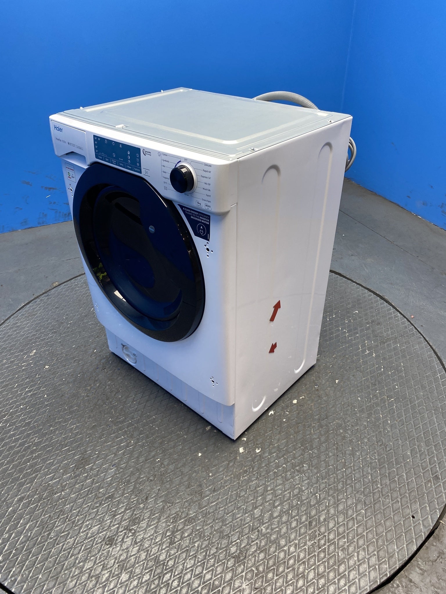 Haier HWQ90B416FWB Series 4 Integrated 9kg 1600 Spin Washing Machine