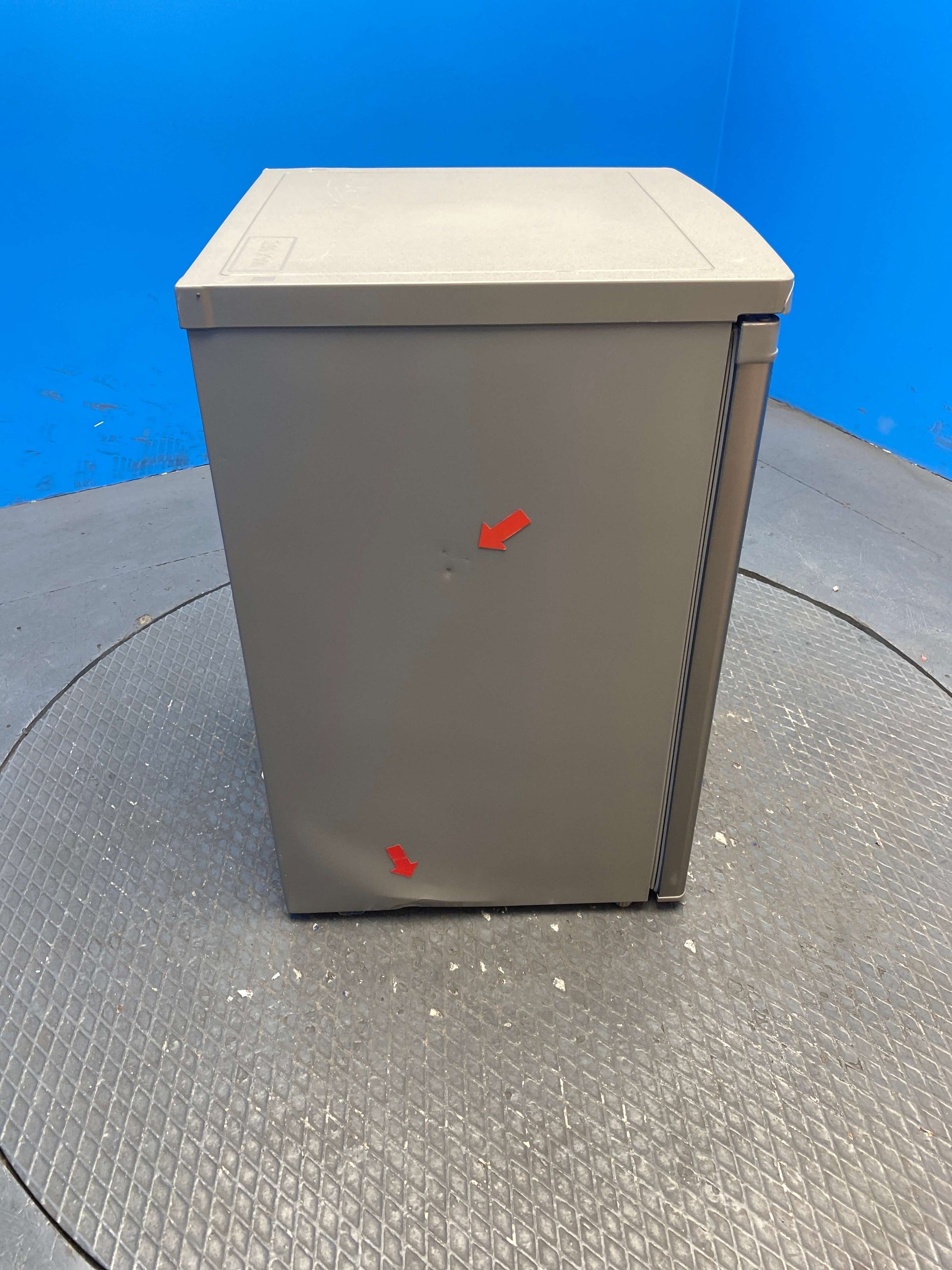 Igenix IG255X 136 Litre Undercounter Fridge