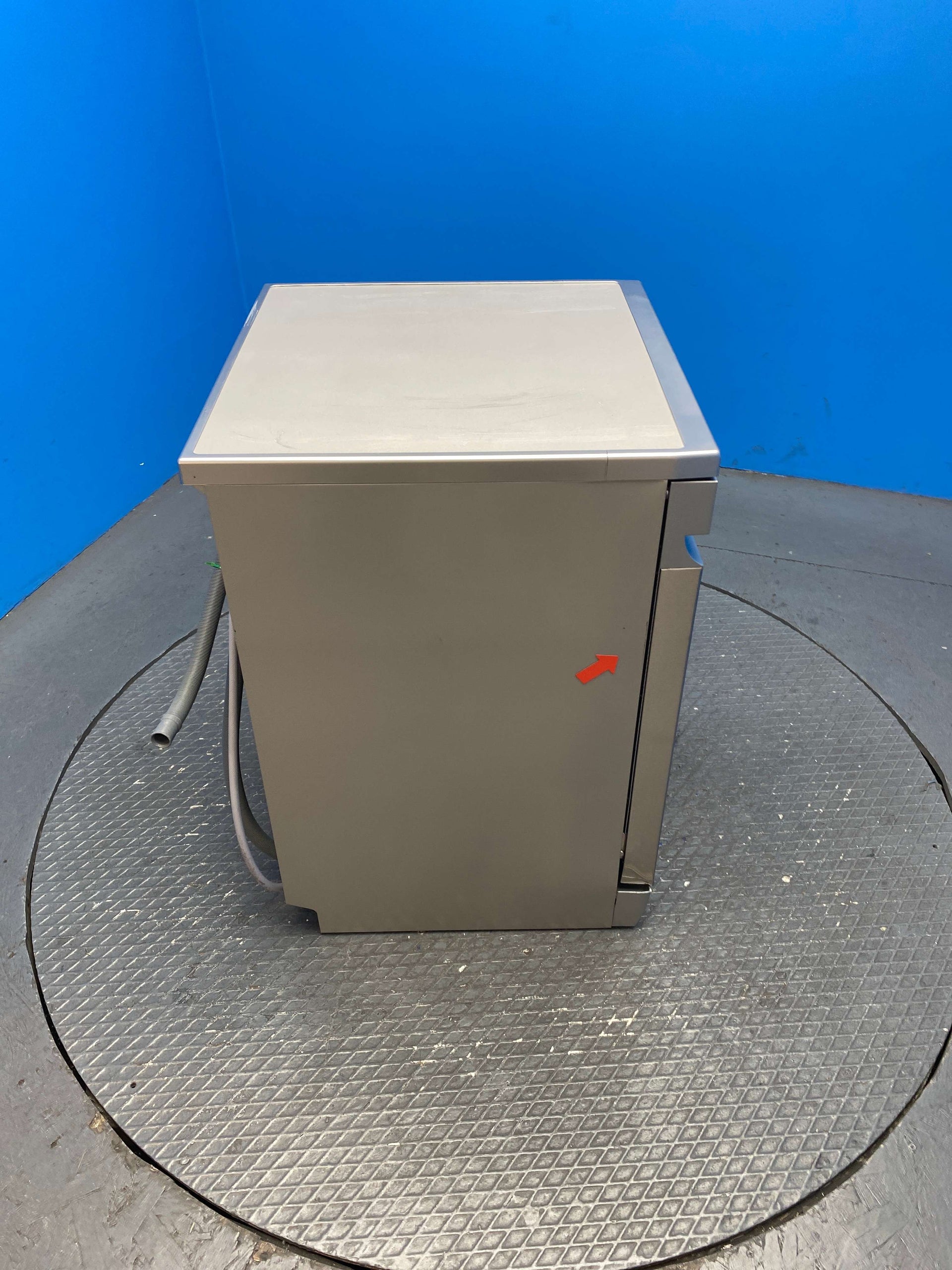 Midea MDWEF1433DSS Full Size 14 Place Dishwasher