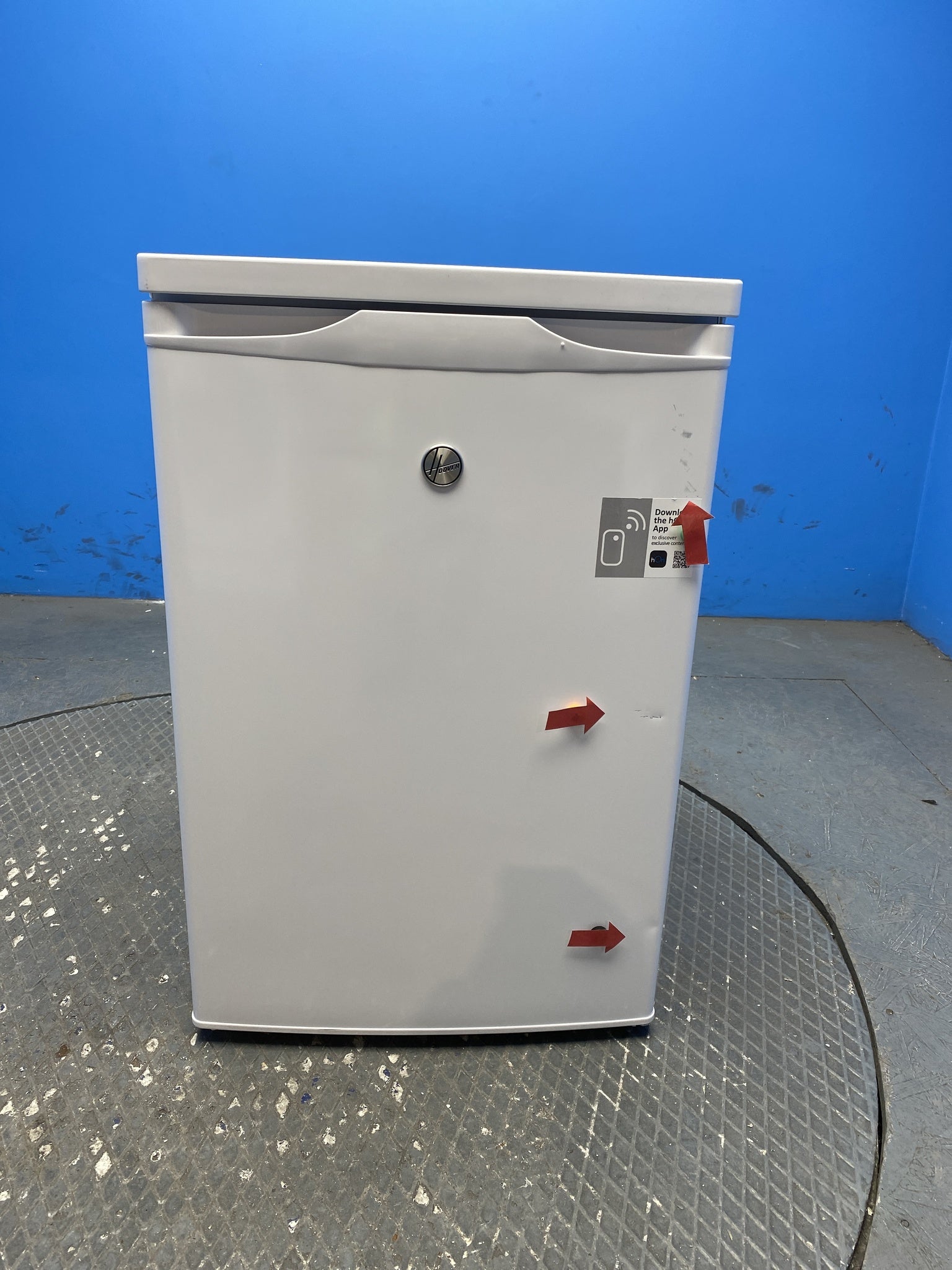 Hoover Comfort HOOHS58EWK 55cm Undercounter Fridge with Icebox