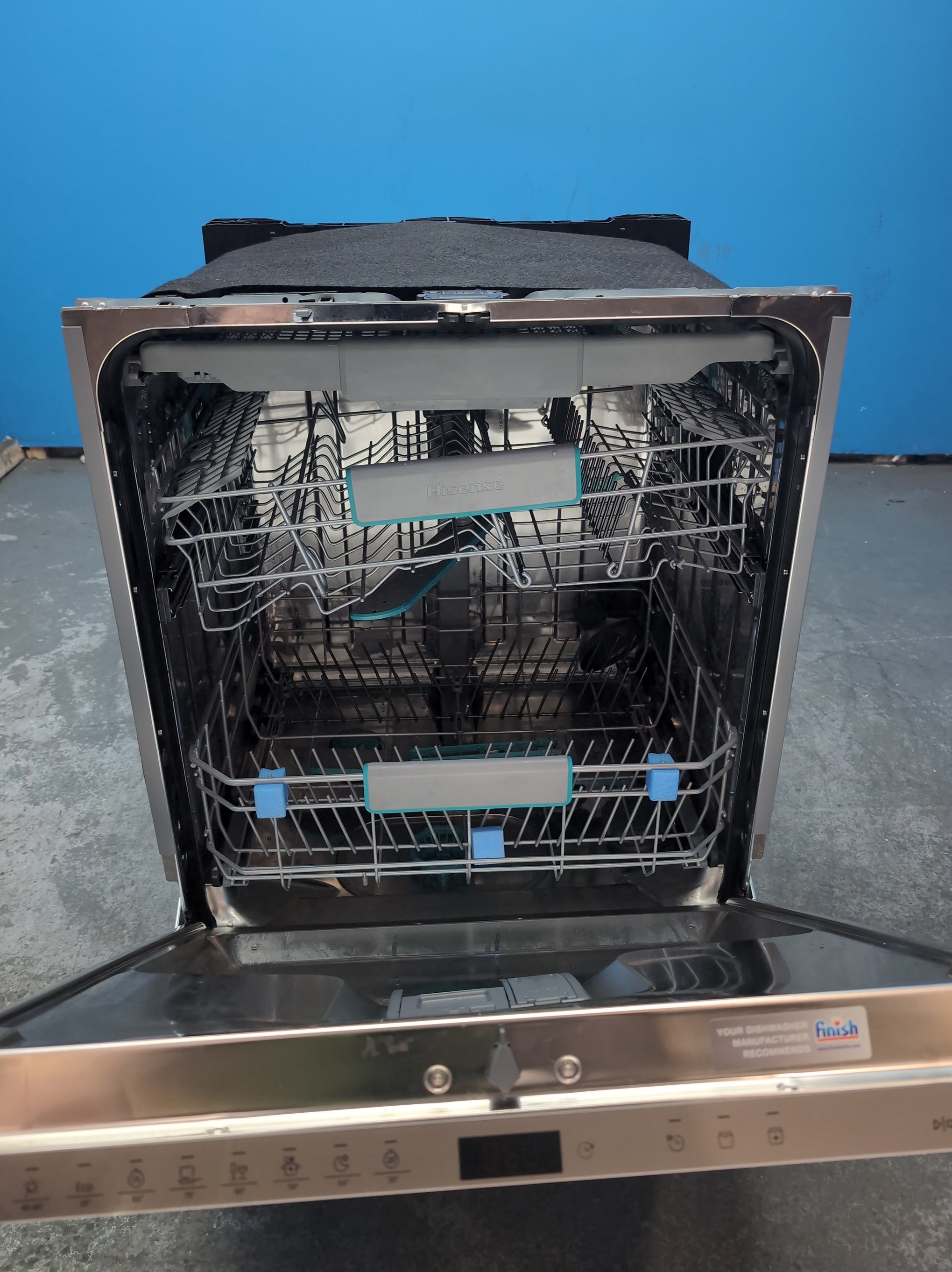 #GRC-164-070 - Hisense Integrated Full-Size Dishwasher – 16 Place Settings, AutoDry & Inverter Tech