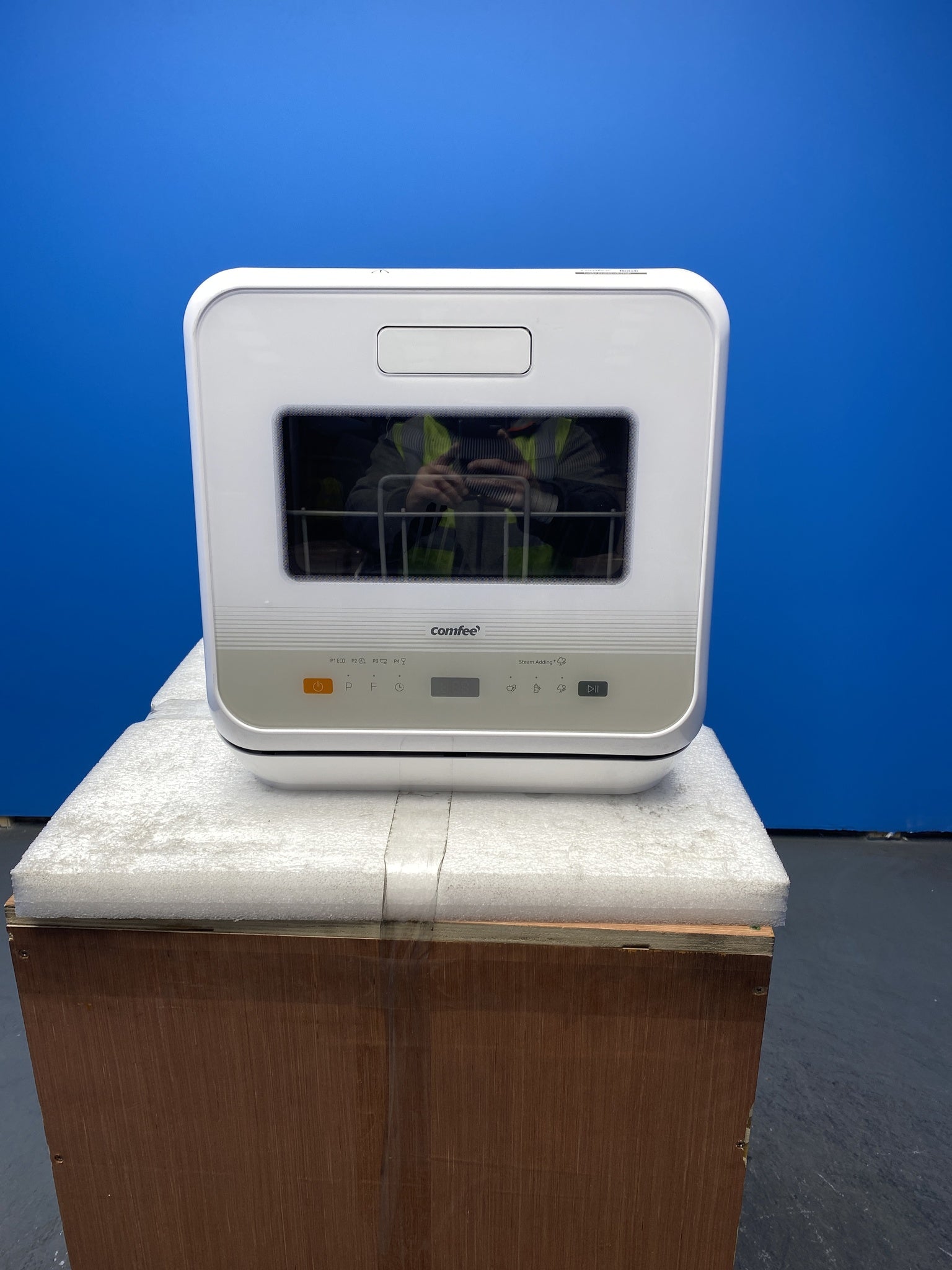 Comfee CDWMT201DW Mini Countertop Dishwasher