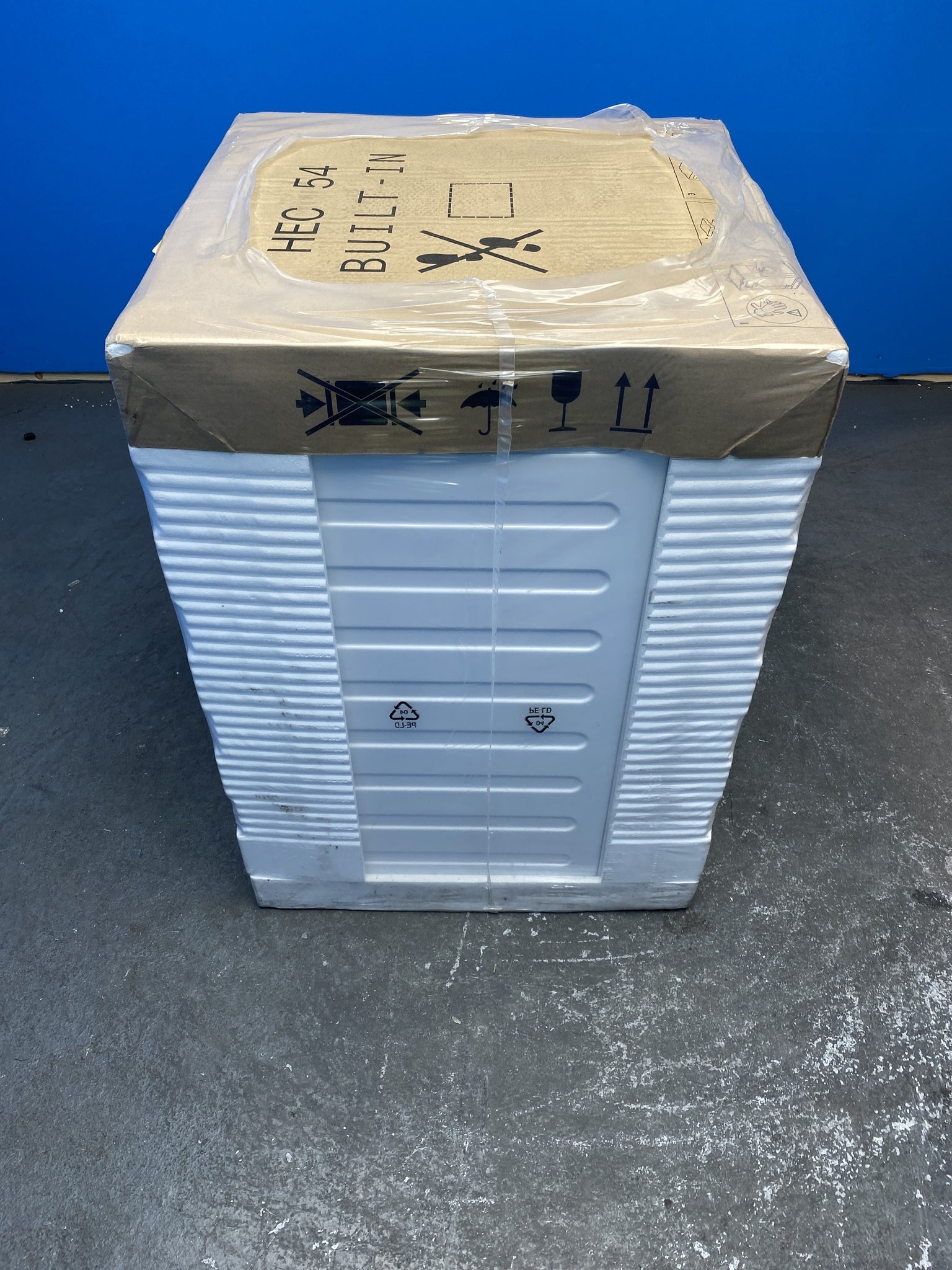 AEG 8000 PowerCare L8WE84636BI 8/4kg 1600rpm Integrated Washer Dryer