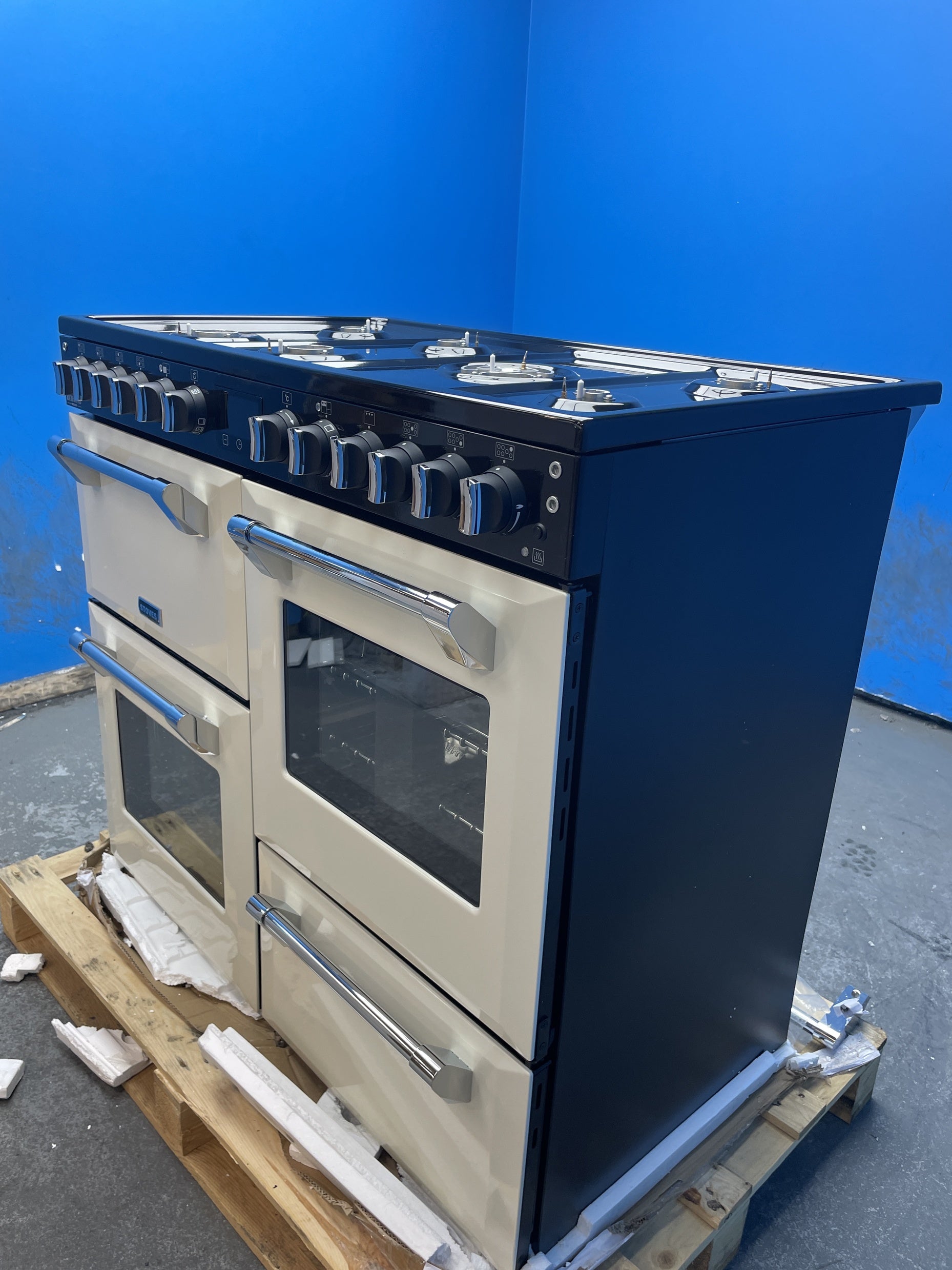 #GRC-159-415 - Stoves Richmond Deluxe 100cm Quad Oven Dual Fuel Range Cooker