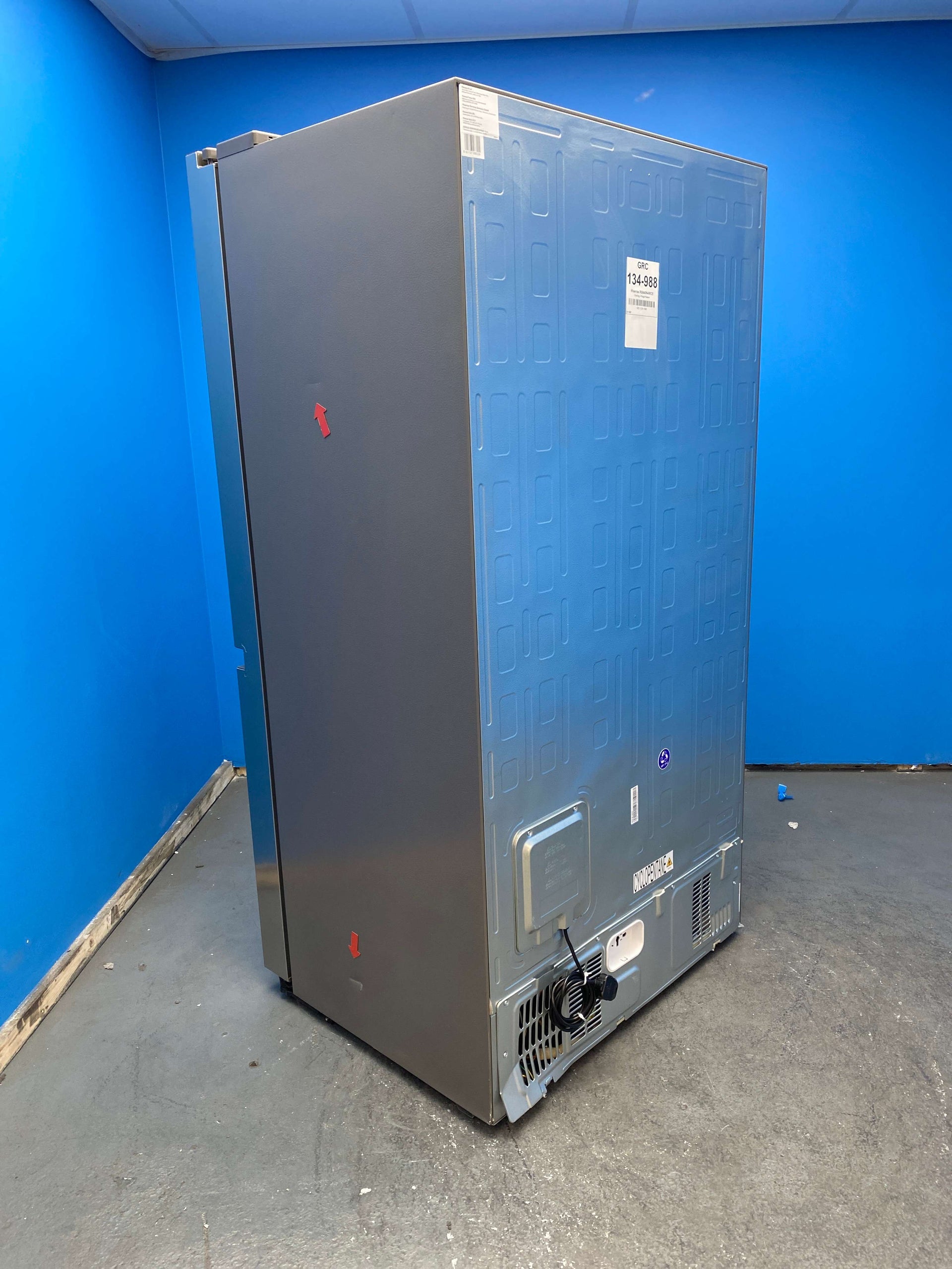 Hisense RS840N4WCE American Style 649 Litre Fridge Freezer
