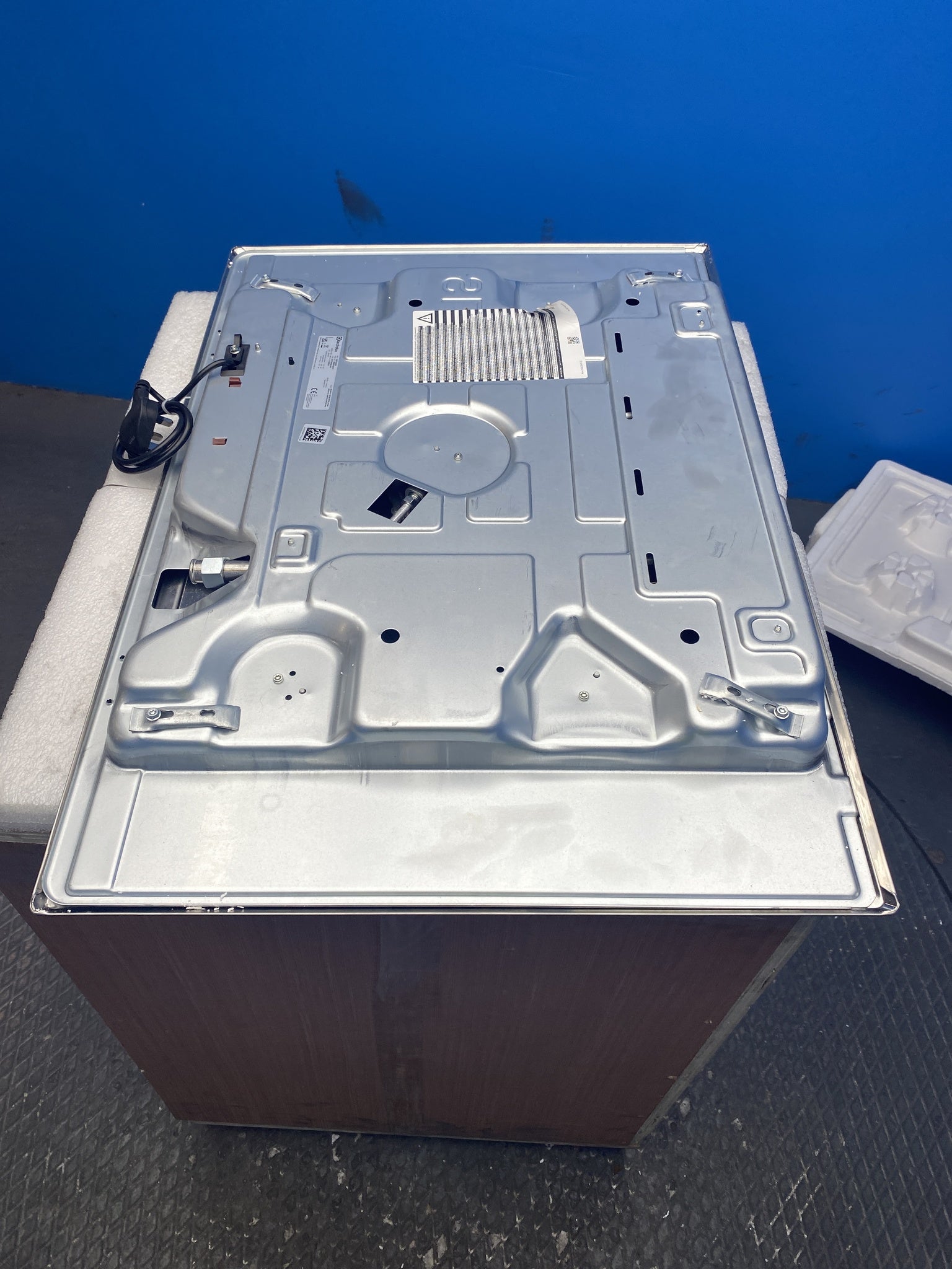 Electrolux KGS7534SX 600 Slimline 75cm 5 Zone Gas Hob