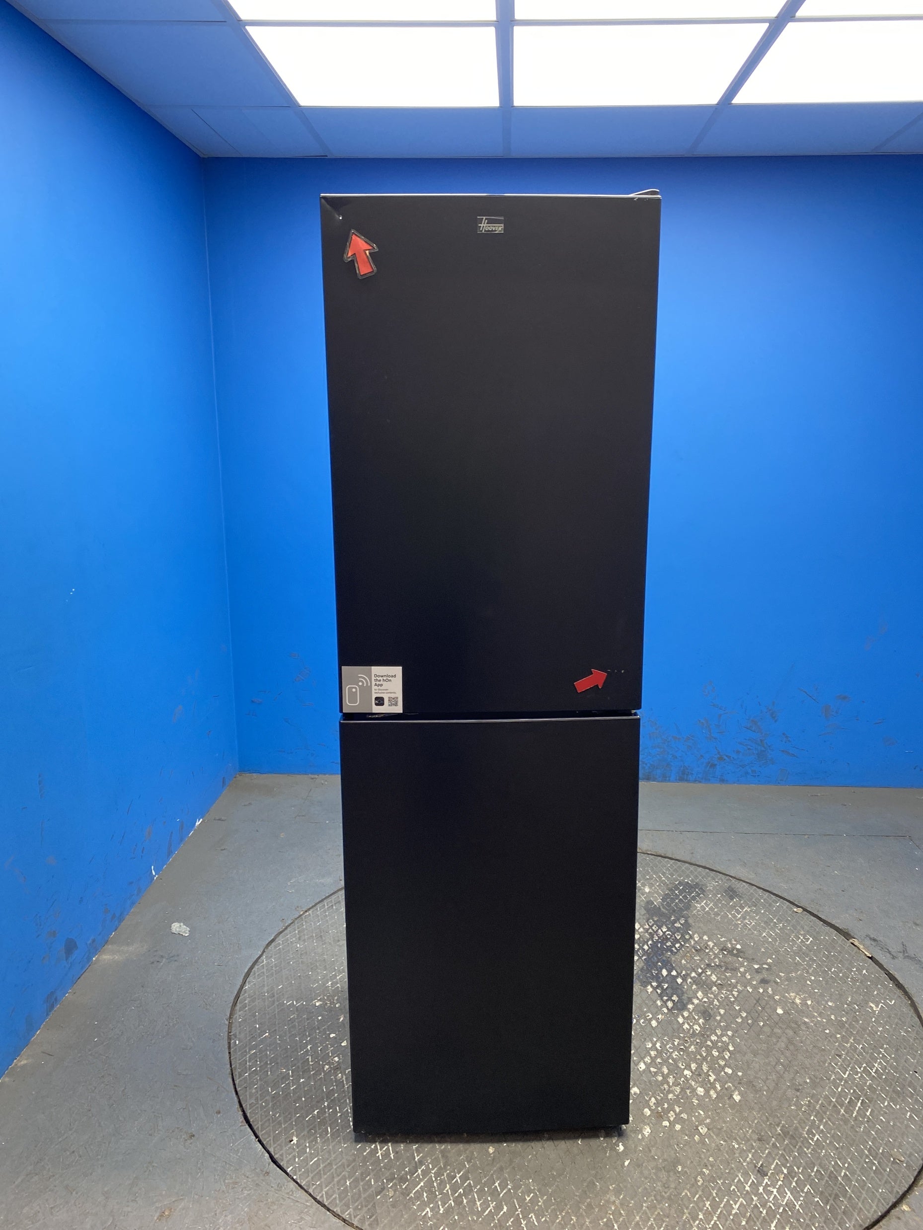 #GRC-156-819 - Hoover HVT3CLECKIHB 235 Litre Combi Fridge Freezer