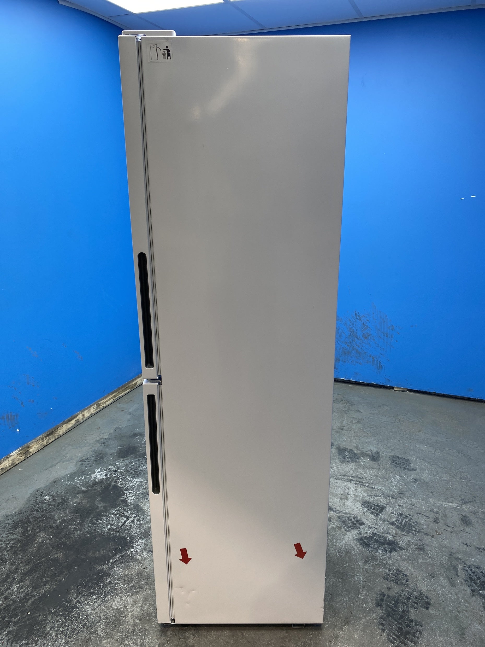 #GRC-152-061 - Candy CCT3L517EWK 252 Litre Combi Fridge Freezer