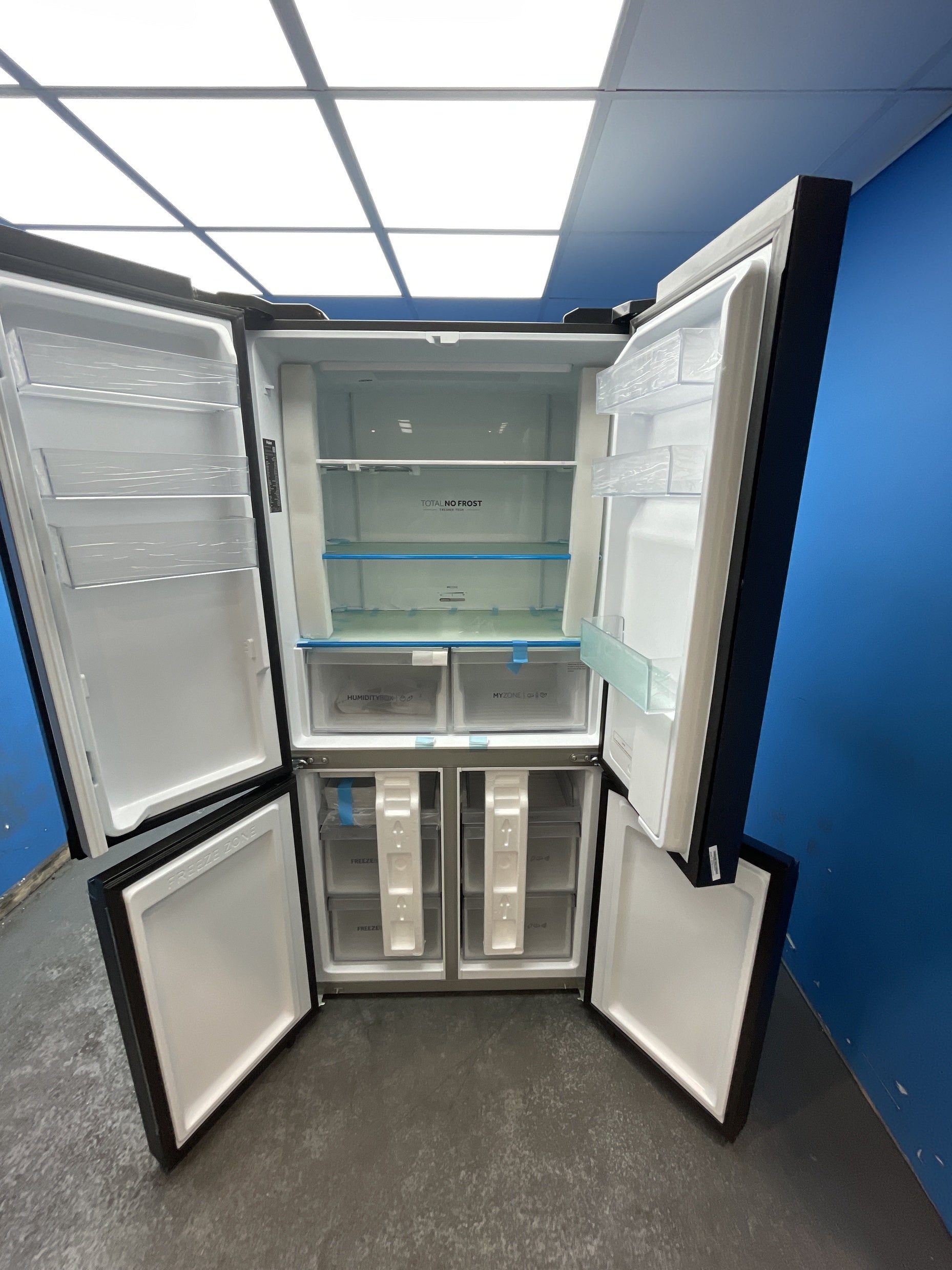 #GRC-162-652 - Haier HCR5919EHMB 528 Litre American Style Fridge Freezer
