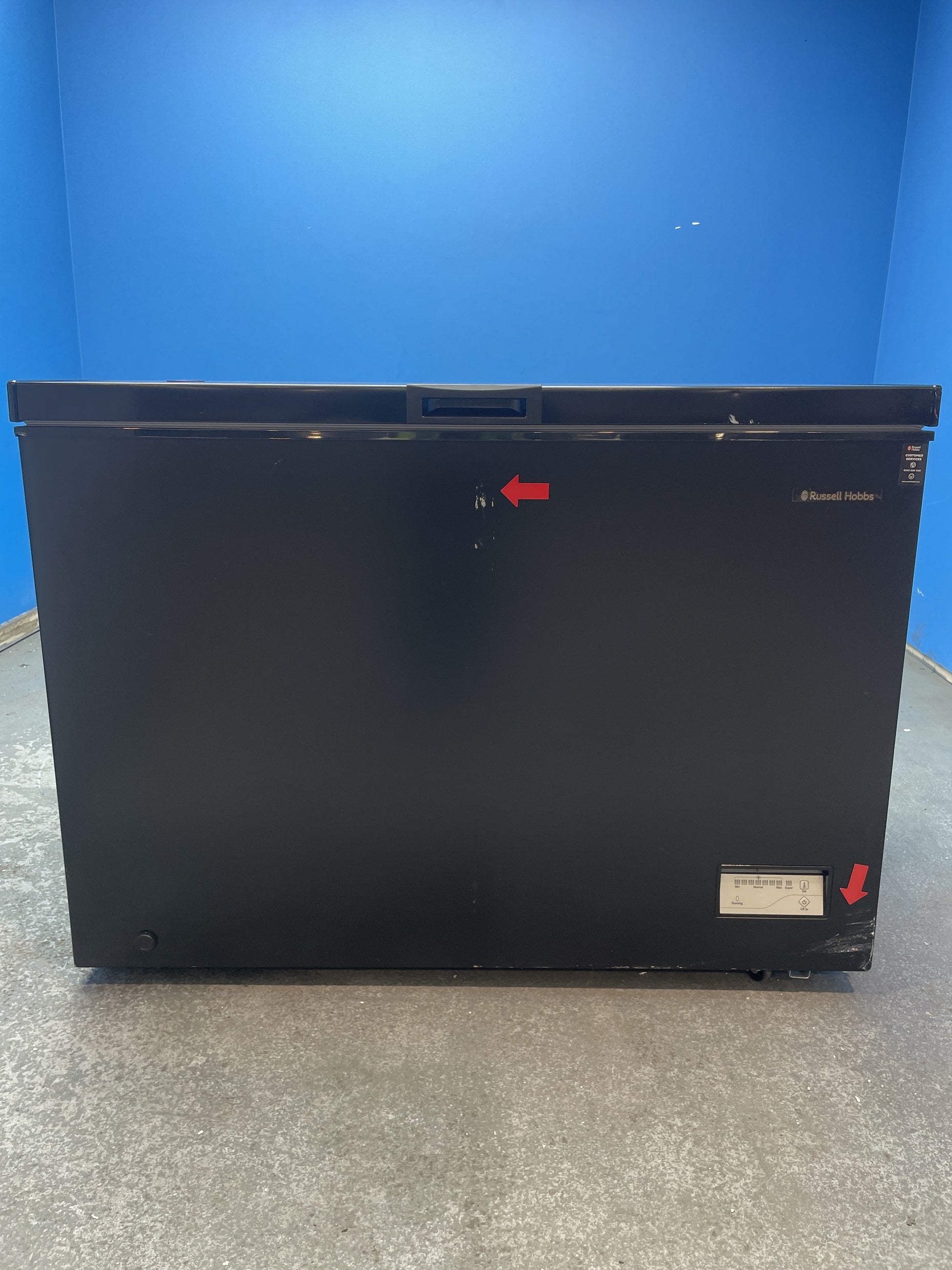 #GRC-157-953 - Russell Hobbs RH300CF201B 308Litre Chest Freezer