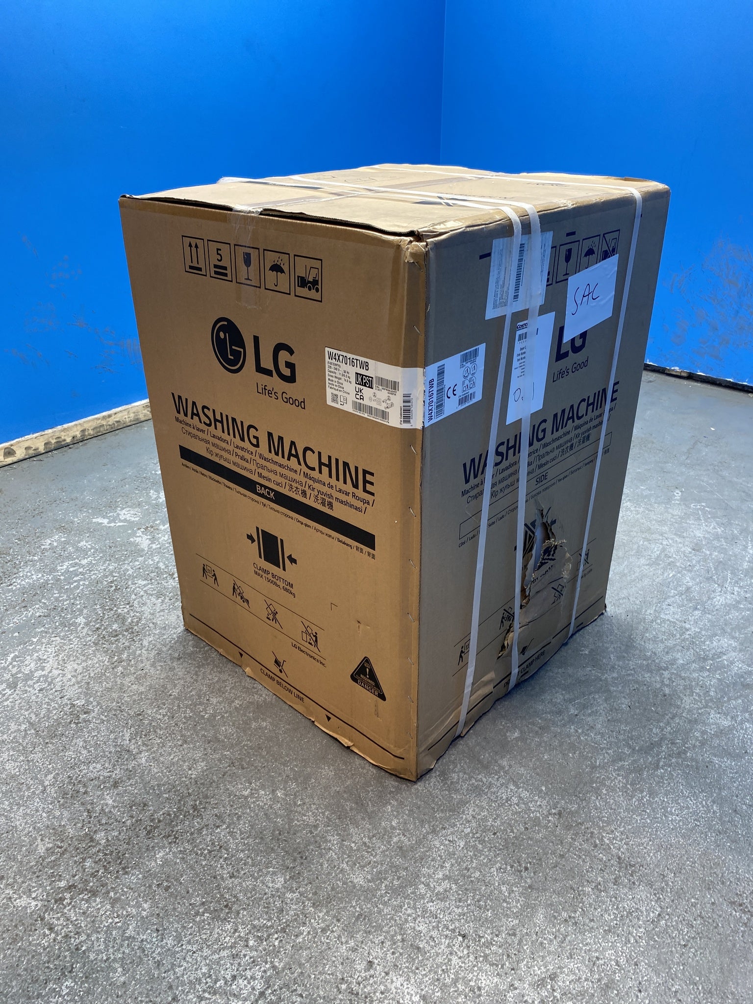 #GRC-136-263 - LG W4X7016TWB AI Direct Drive 11/6kg 1400rpm Washer Dryer
