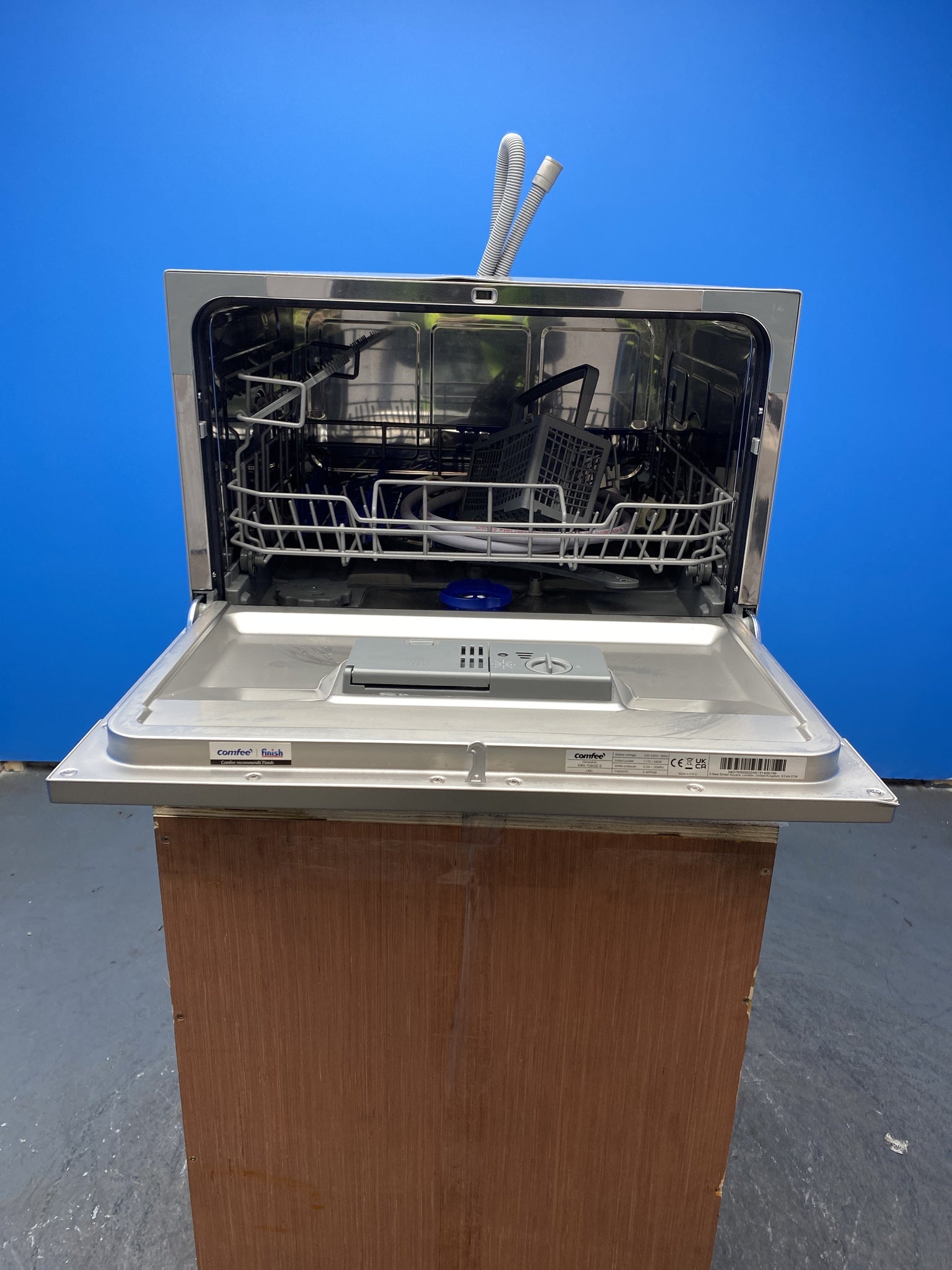 COMFEE' KWH-TD602E-S 6 Place Setting Countertop Dishwasher