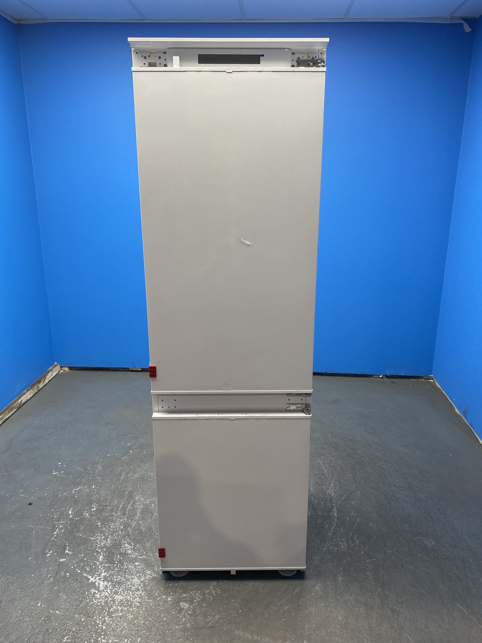 Hoover HONBQL3518EVK Integrated 268 Litre Low Frost Fridge Freezer