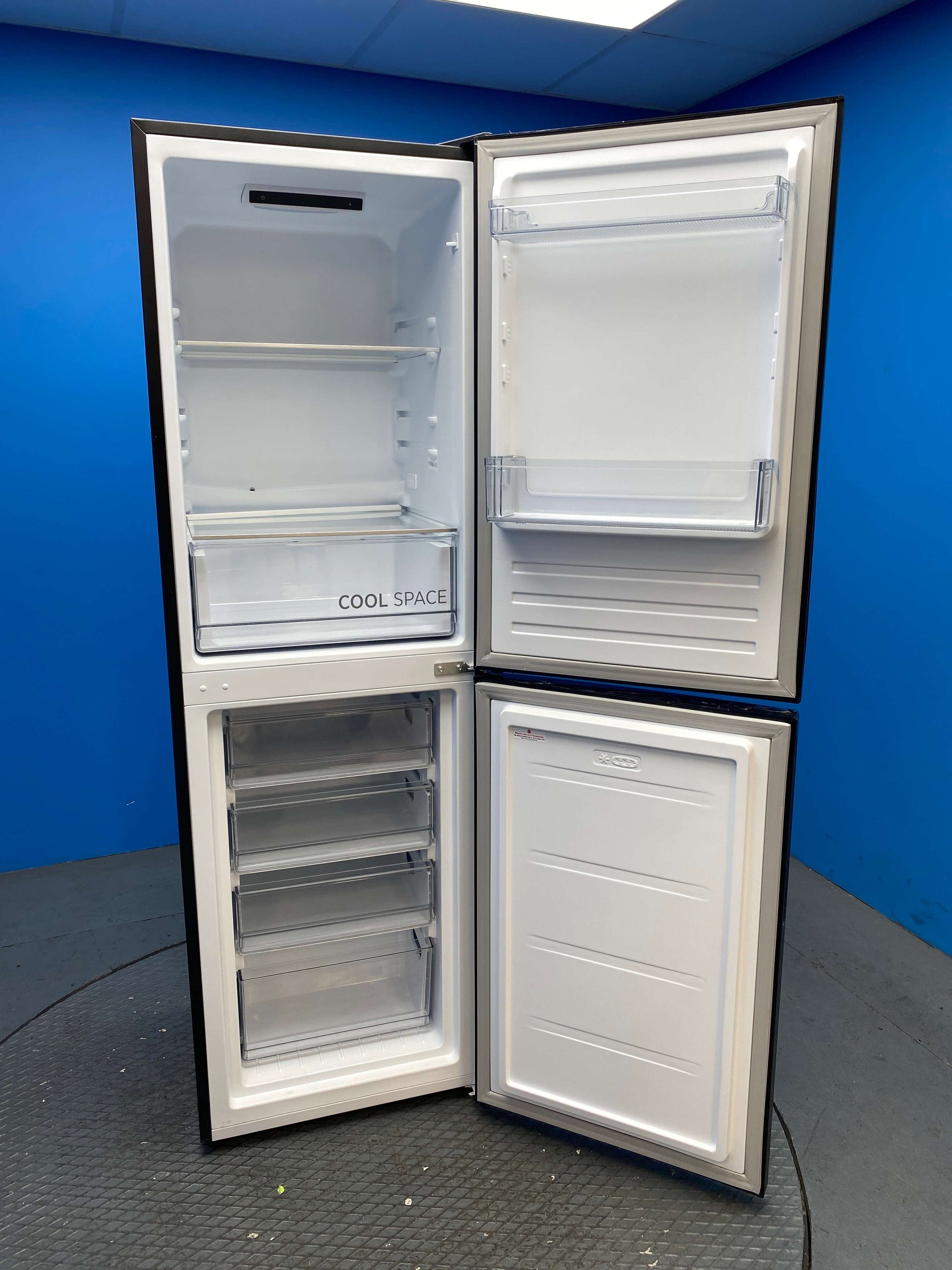 Hoover HOCT3L517EBK 252 Litre Combi Fridge Freezer