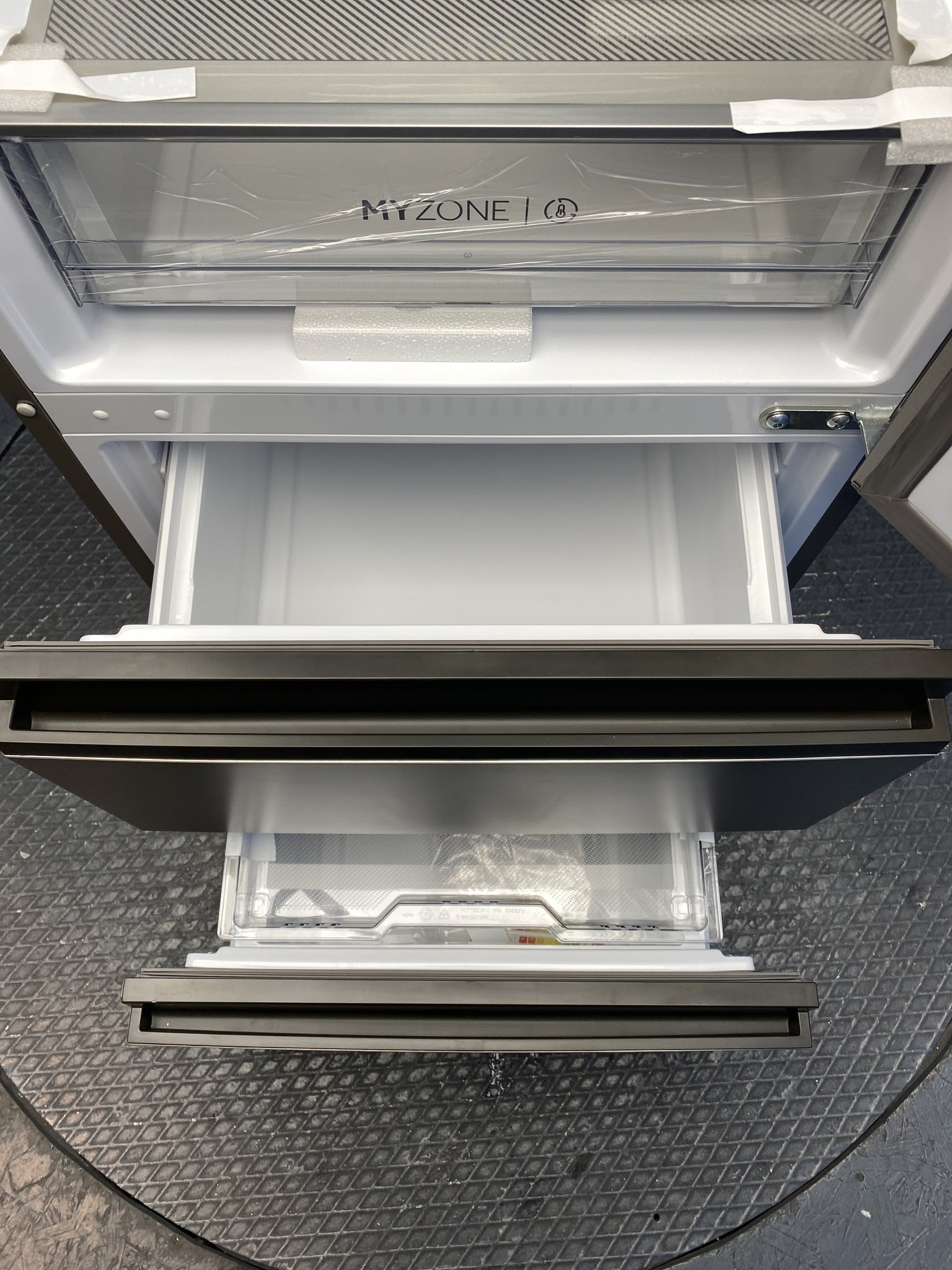 Haier HTW5618ENMG Series 5 360 Litre Combi Fridge Freezer