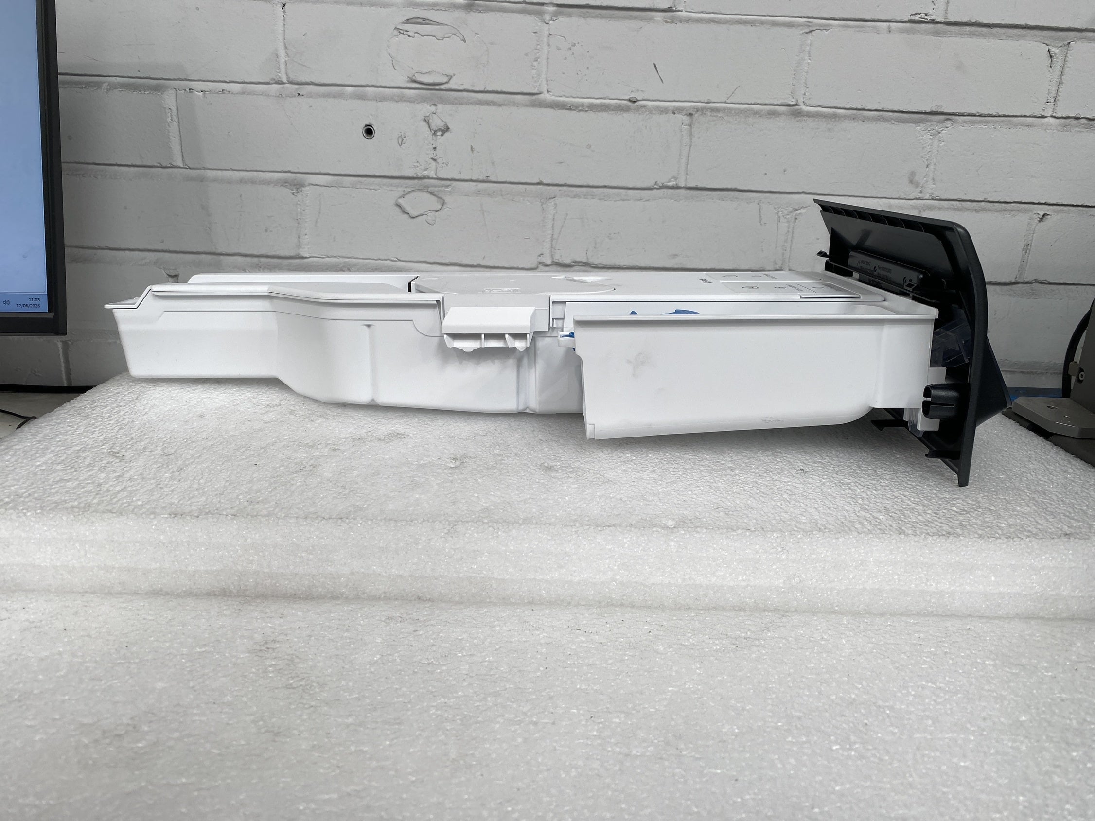 #GRC-158-003 - Bosch WGH254ARGB Washing Machine Detergent Dispenser Drawer