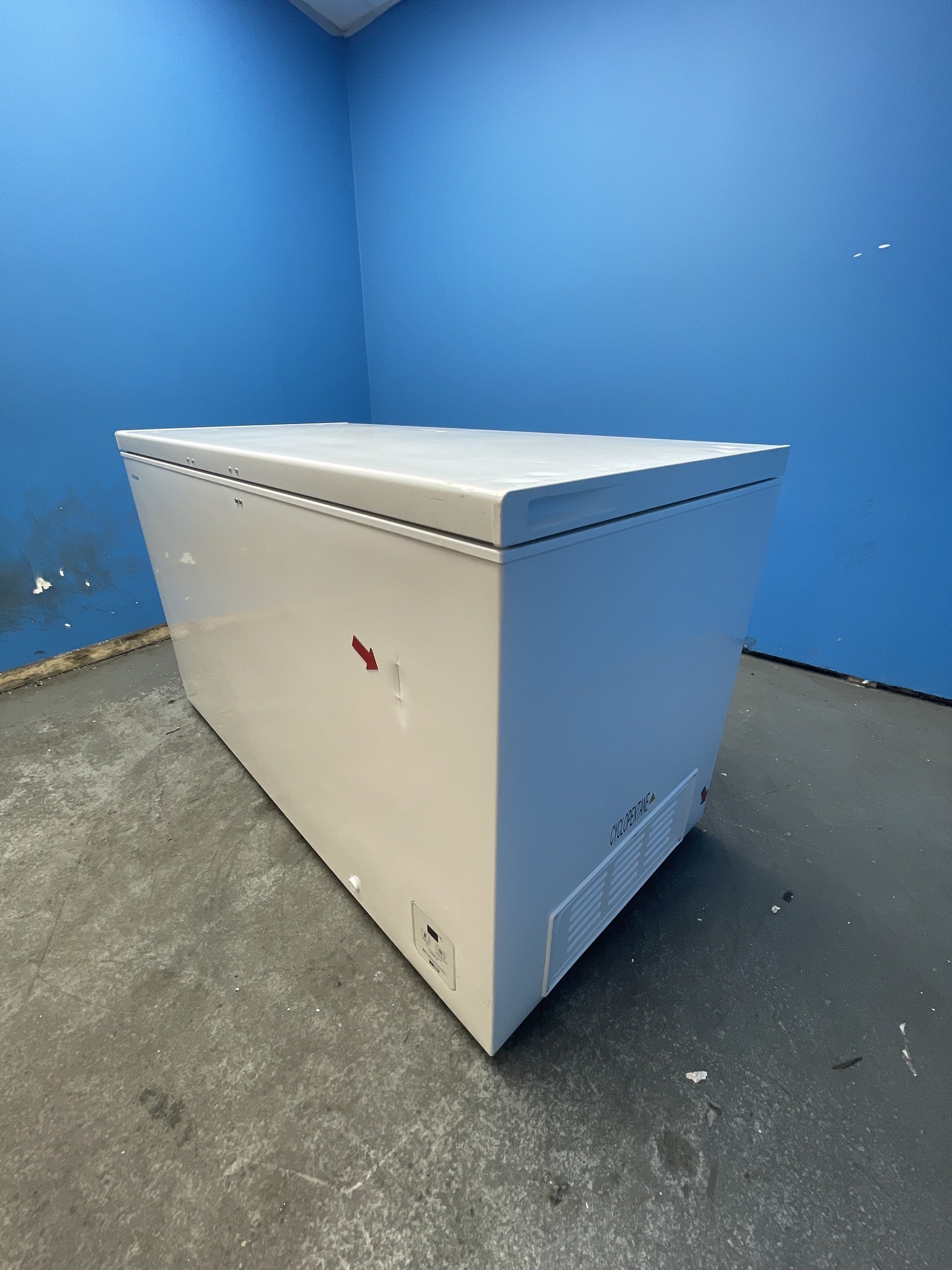 #GRC-163-149 - Hisense FC571D4AWLYE 372L Winter Guard Chest Freezer
