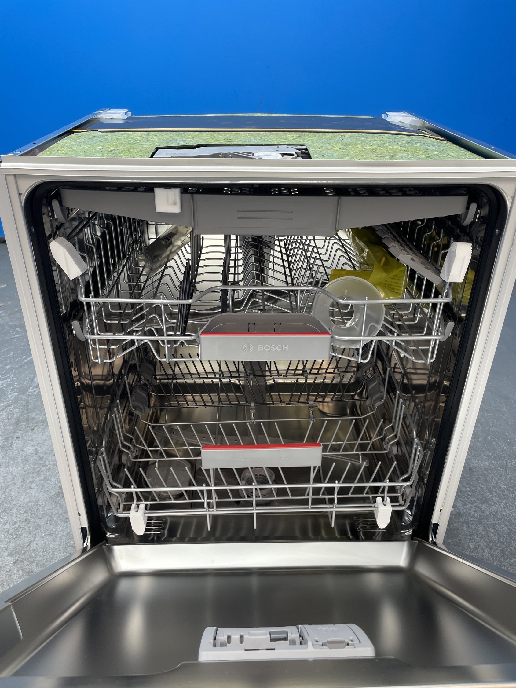 #GRC-158-017 - Bosch SMV4ECX23G Series 4 Integrated 14 Place Dishwasher