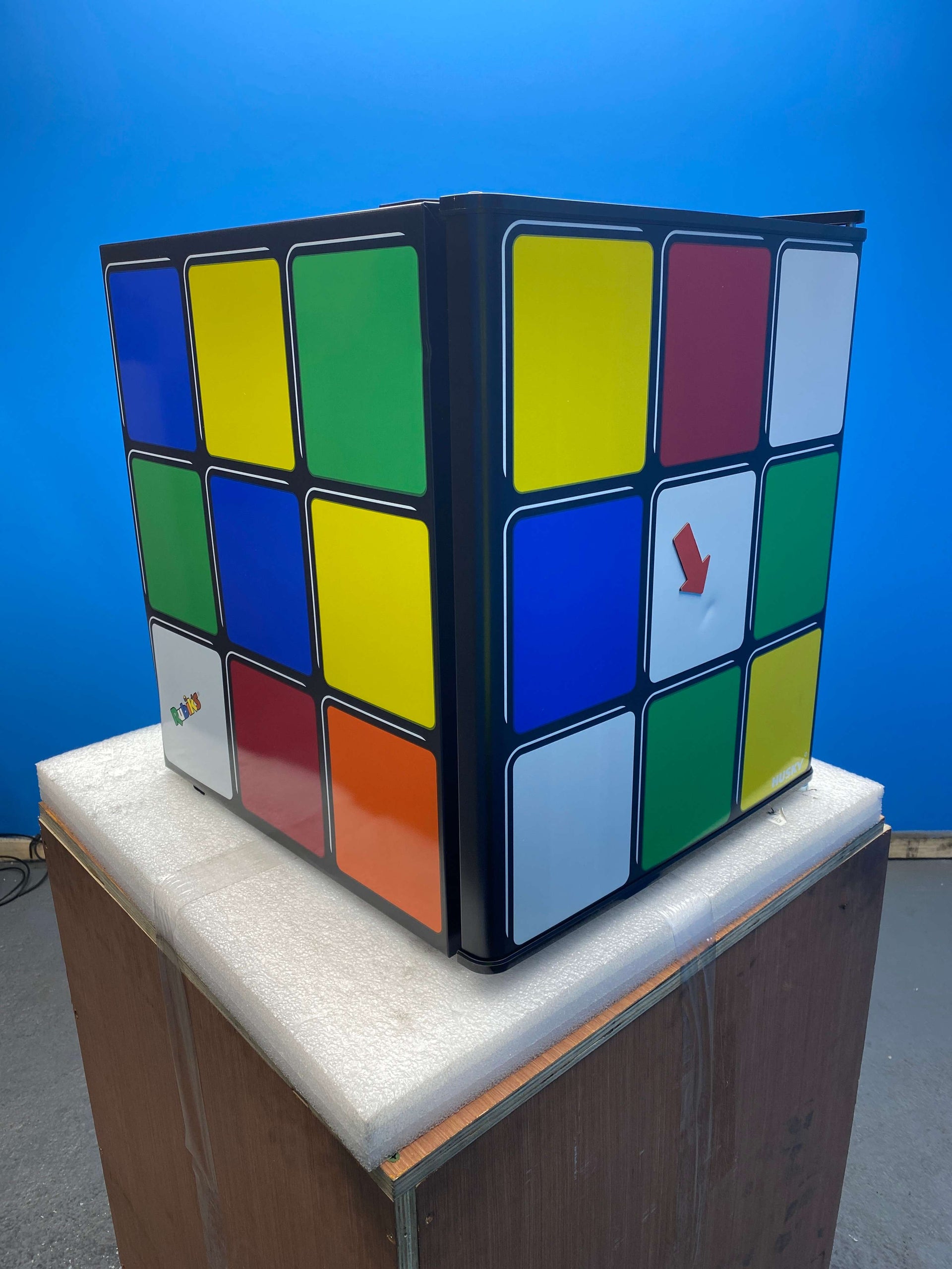 Husky HU231 43 Litre Rubiks Cube Mini Fridge