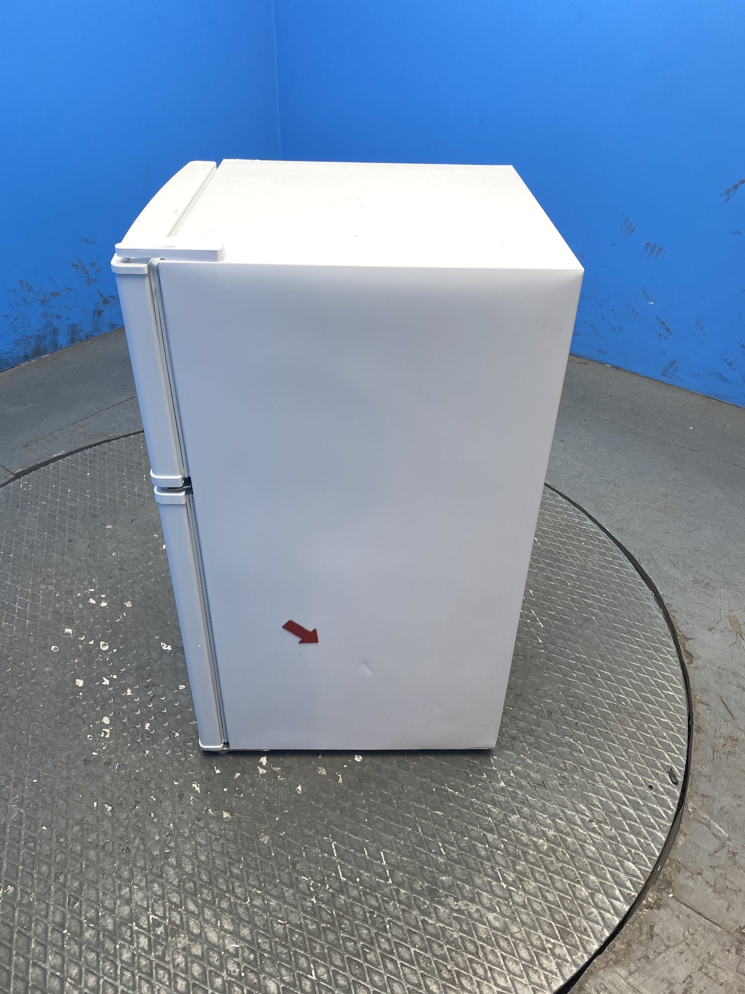 Igenix IG347FF 96 Litre Undercounter Fridge Freezer