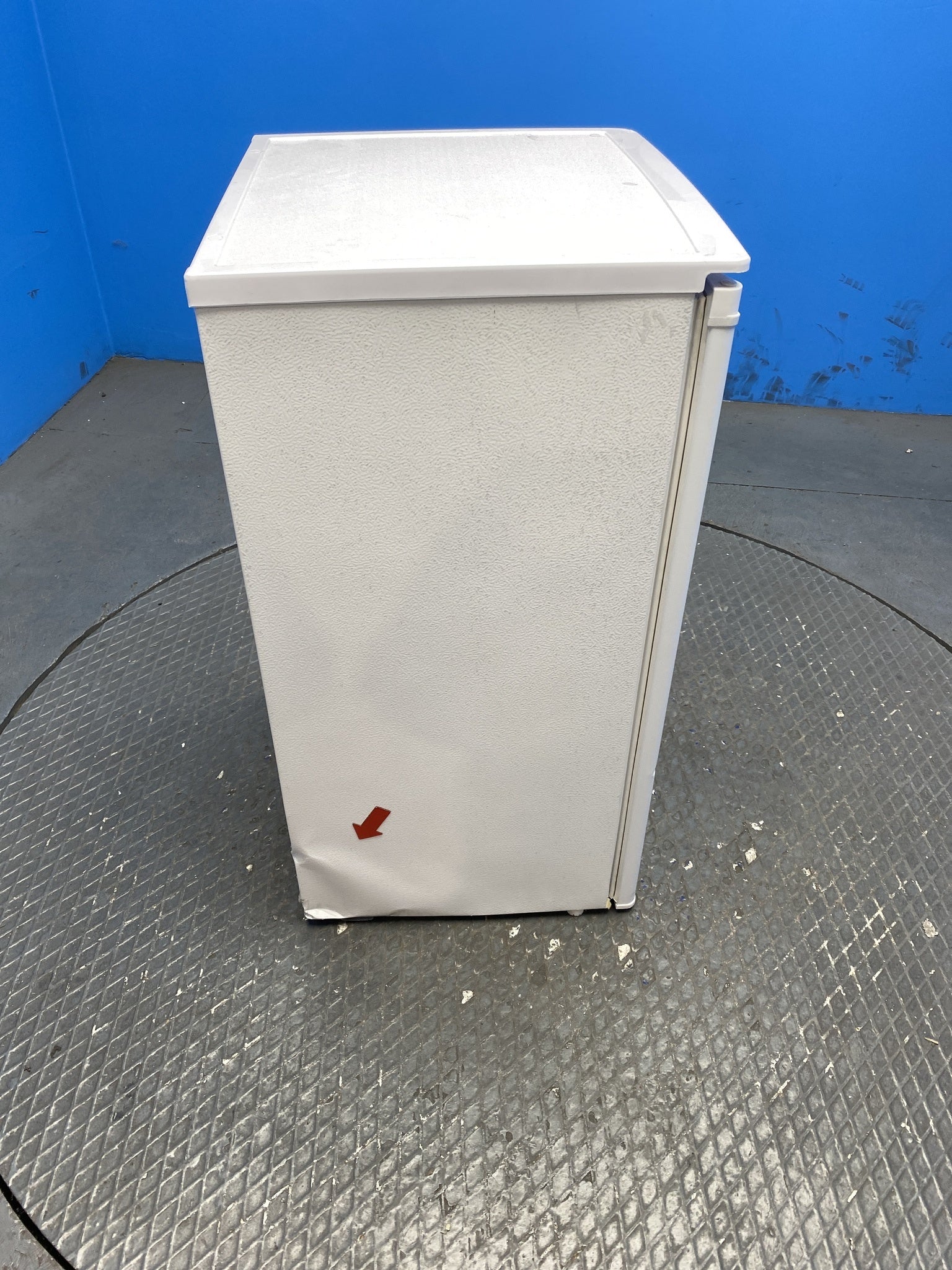 Igenix IG3960E 92 Litre Under Counter Larder Fridge