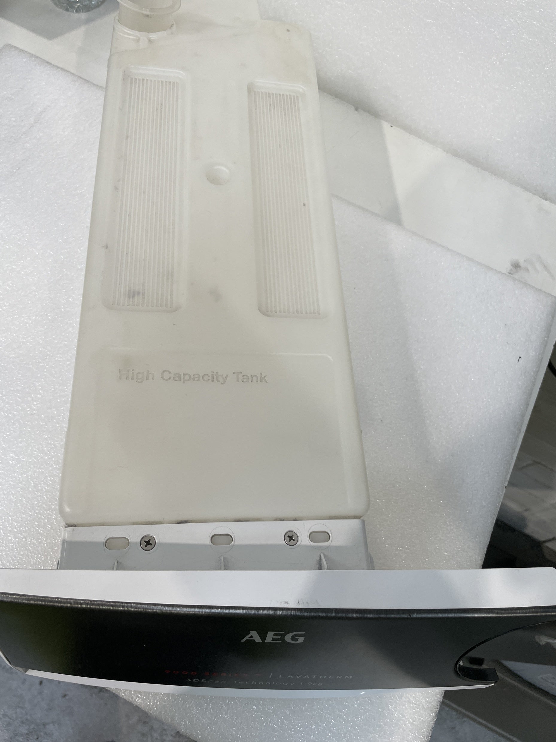#GRC-154-695 - AEG T9DEB969C Tumble Dryer Detergent Drawer
