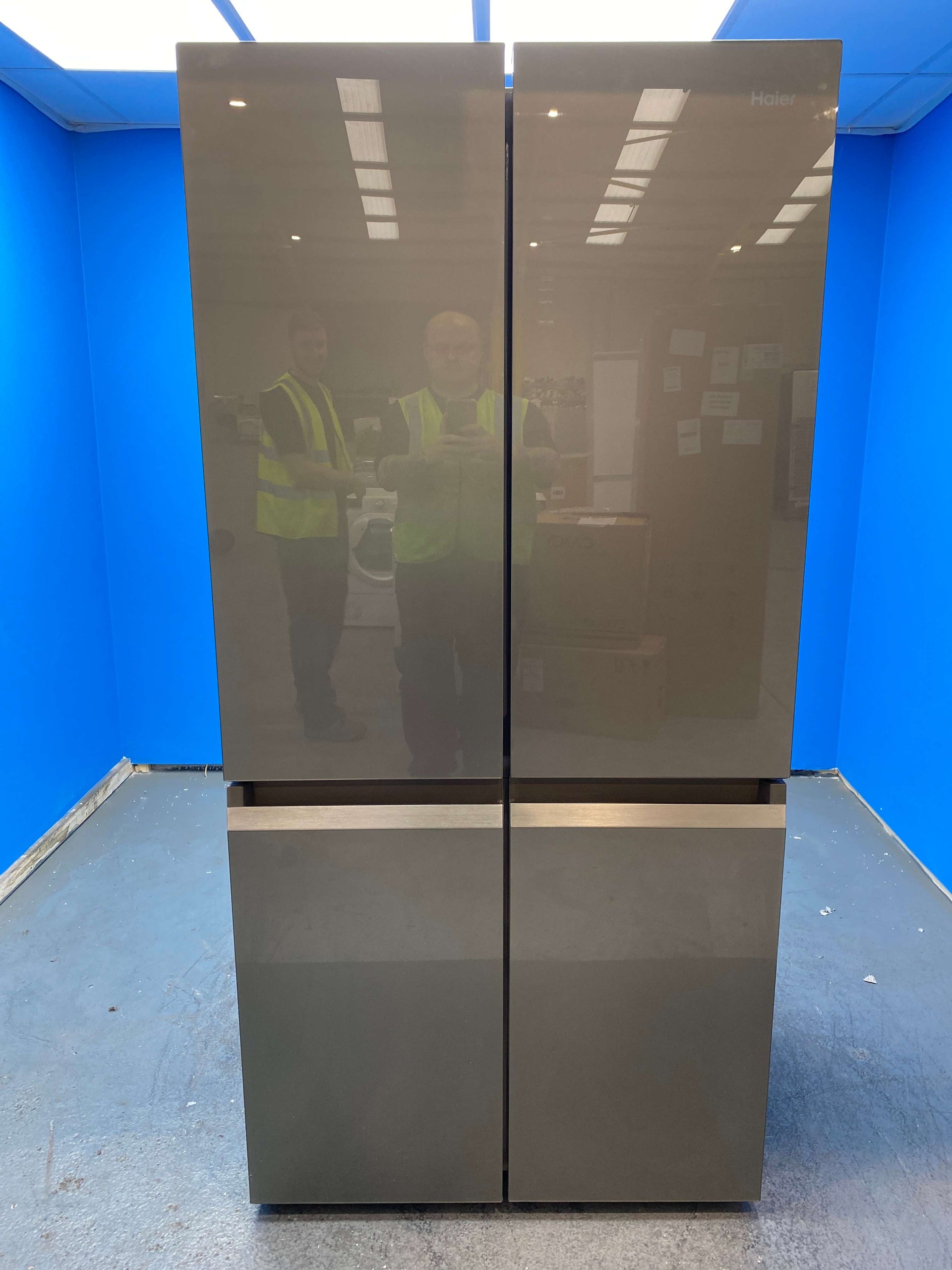 Haier HTF540DGG7 American Style Four-Door Fridge Freezer