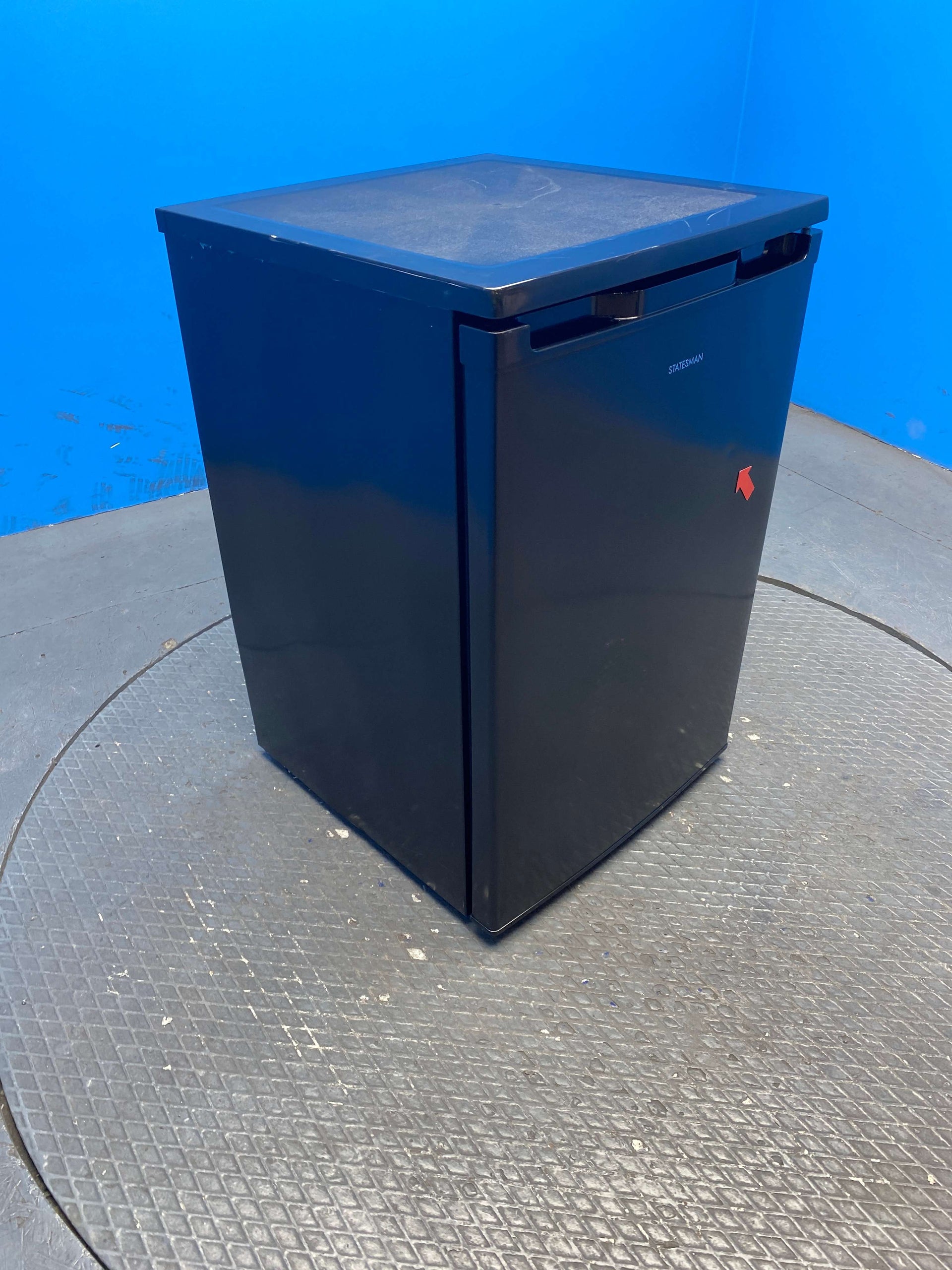 Statesman R155B 55cm 113 Litre Under Counter Fridge