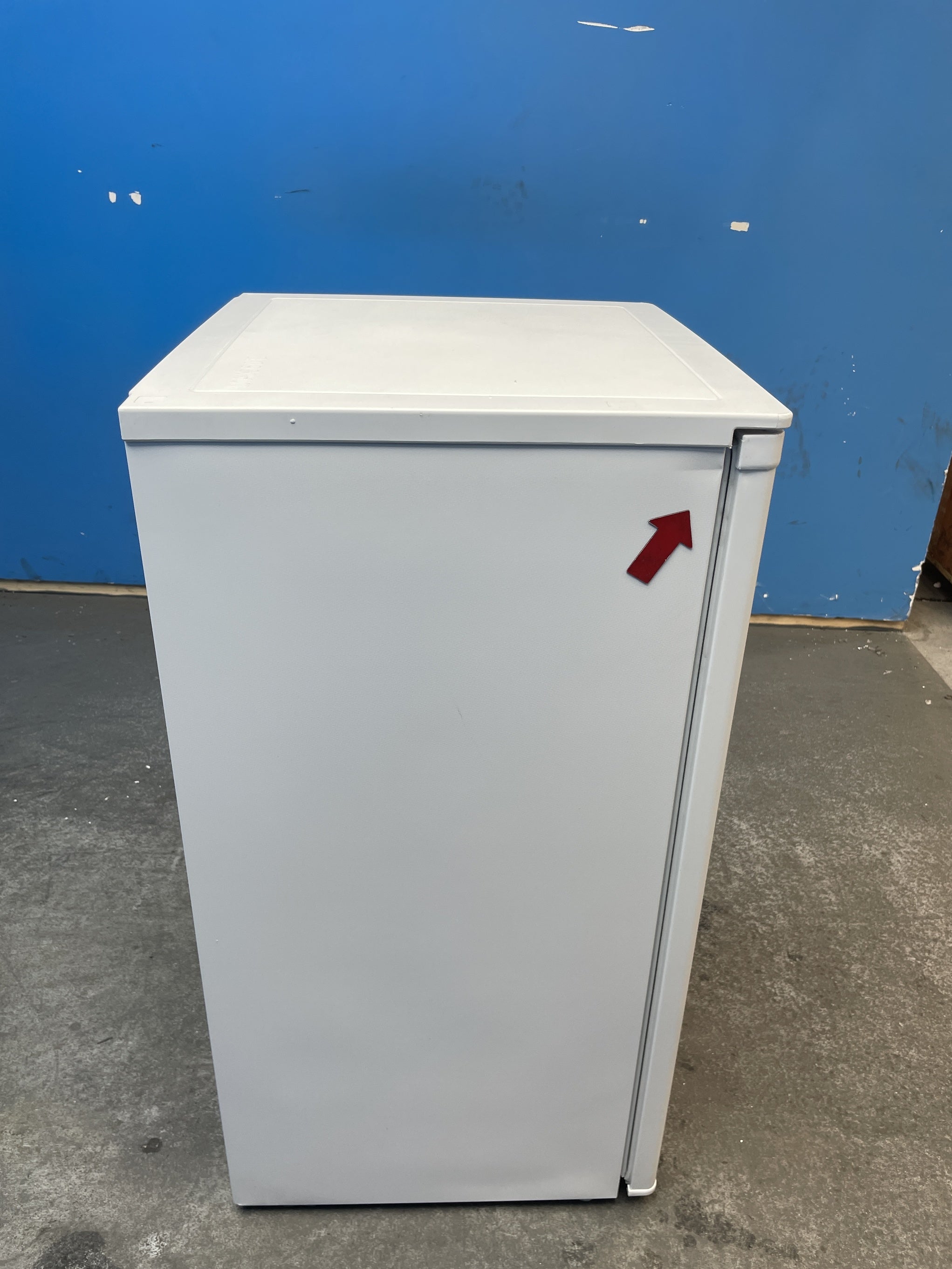 #GRC-162-610 - Hoover HUHS 38EWK-1 60 Litre Undercounter Upright Freezer