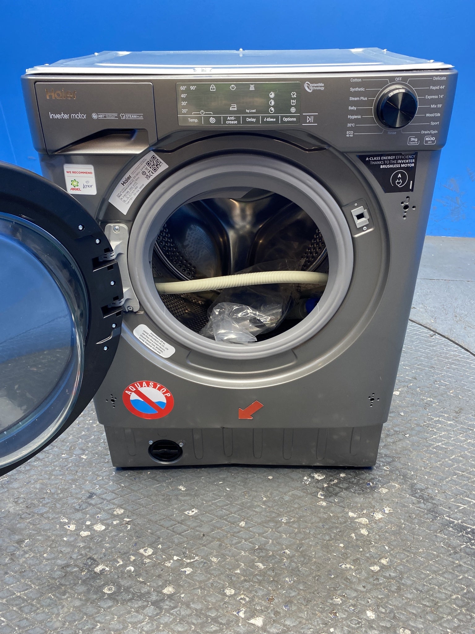 Haier HWQ90B416FWBR Series 4 Integrated 9kg 1600 Spin Washing Machine