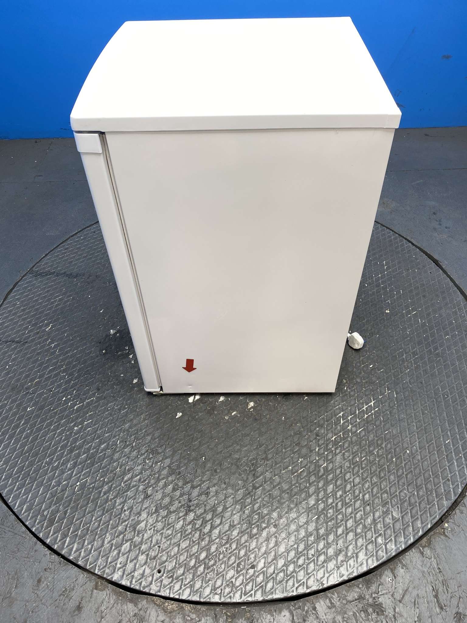 Statesman L255W 113 Litre 55cm Under Counter Fridge