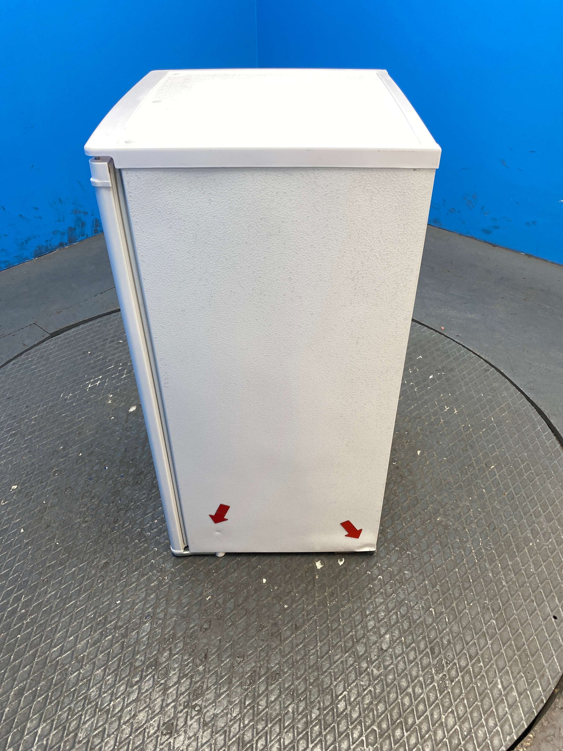 Igenix IG3960E 92 Litre Under Counter Larder Fridge