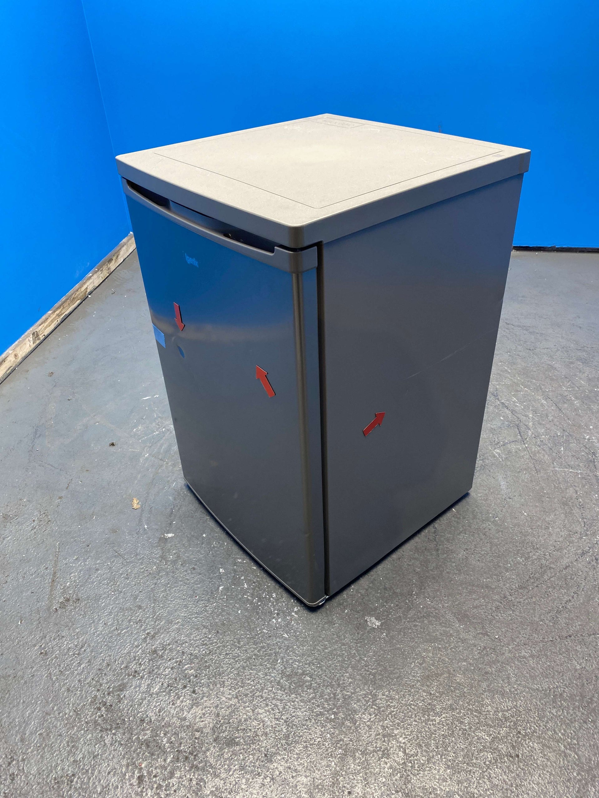Igenix IG255X 136 Litre Undercounter Fridge
