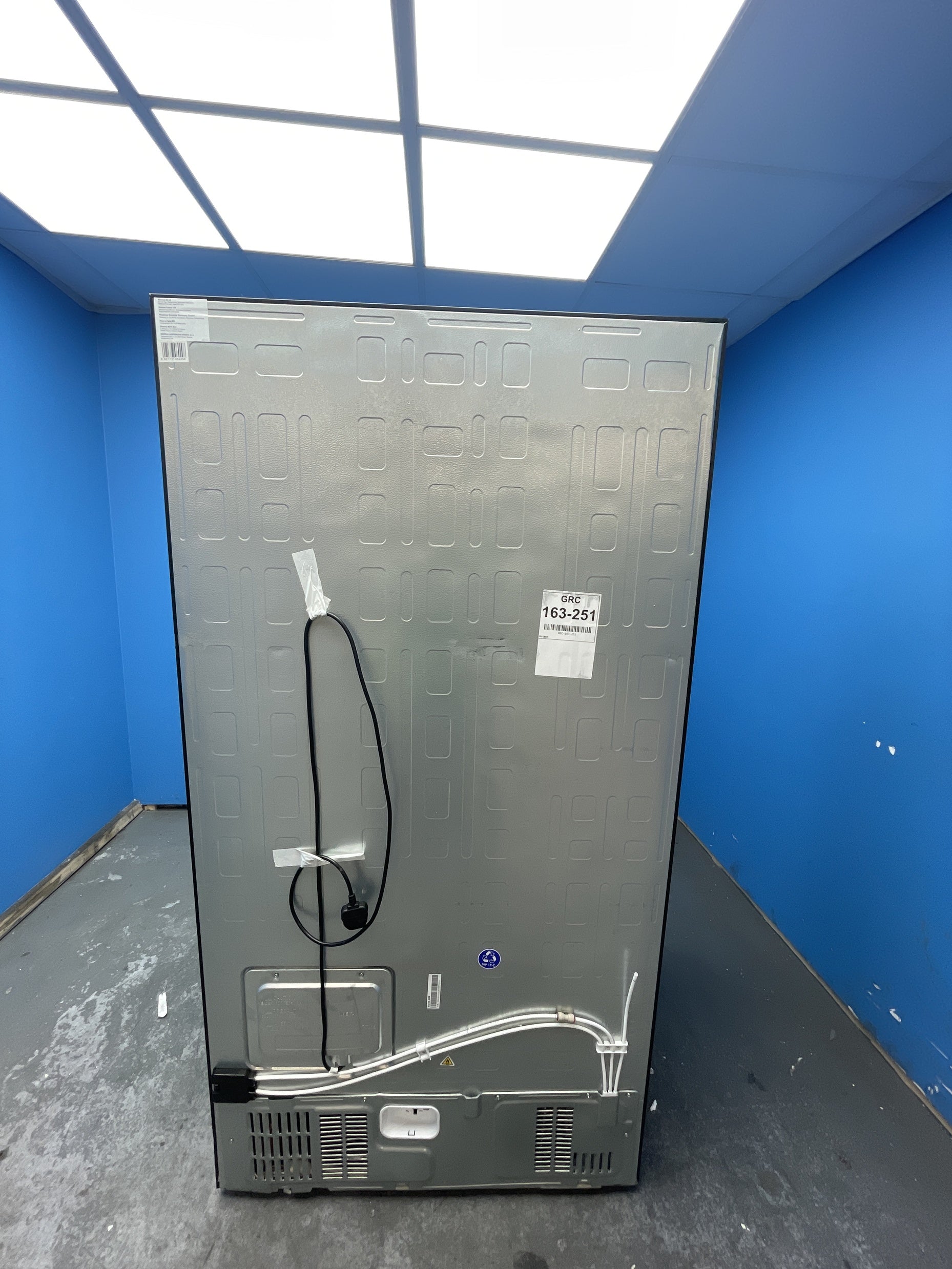 #GRC-163-251 - Hisense RS9P628GPFE 614L PureFlat Smart American Fridge Freezer
