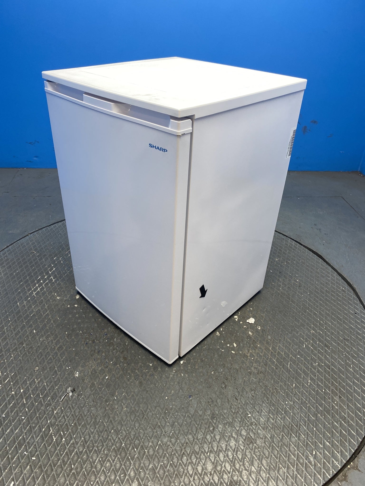 Sharp SJ-UE121M4B 122 Litre Under Counter Fridge