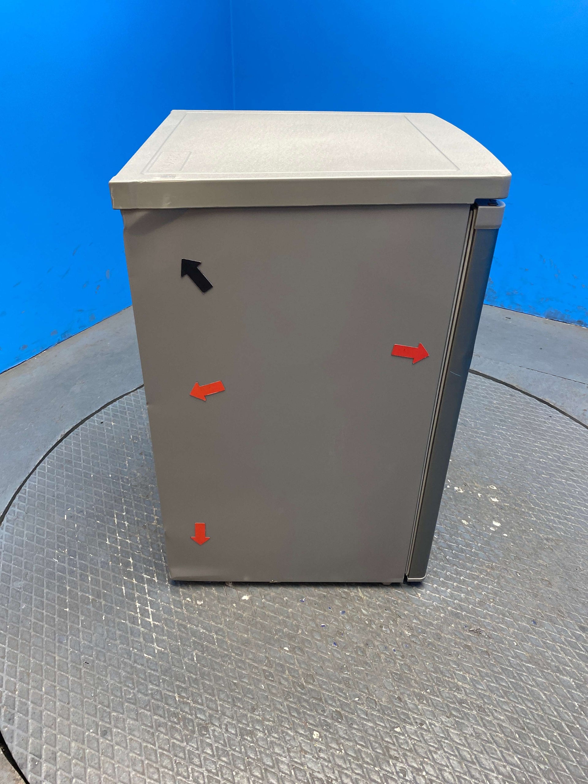 Igenix IG255X 136 Litre Undercounter Fridge