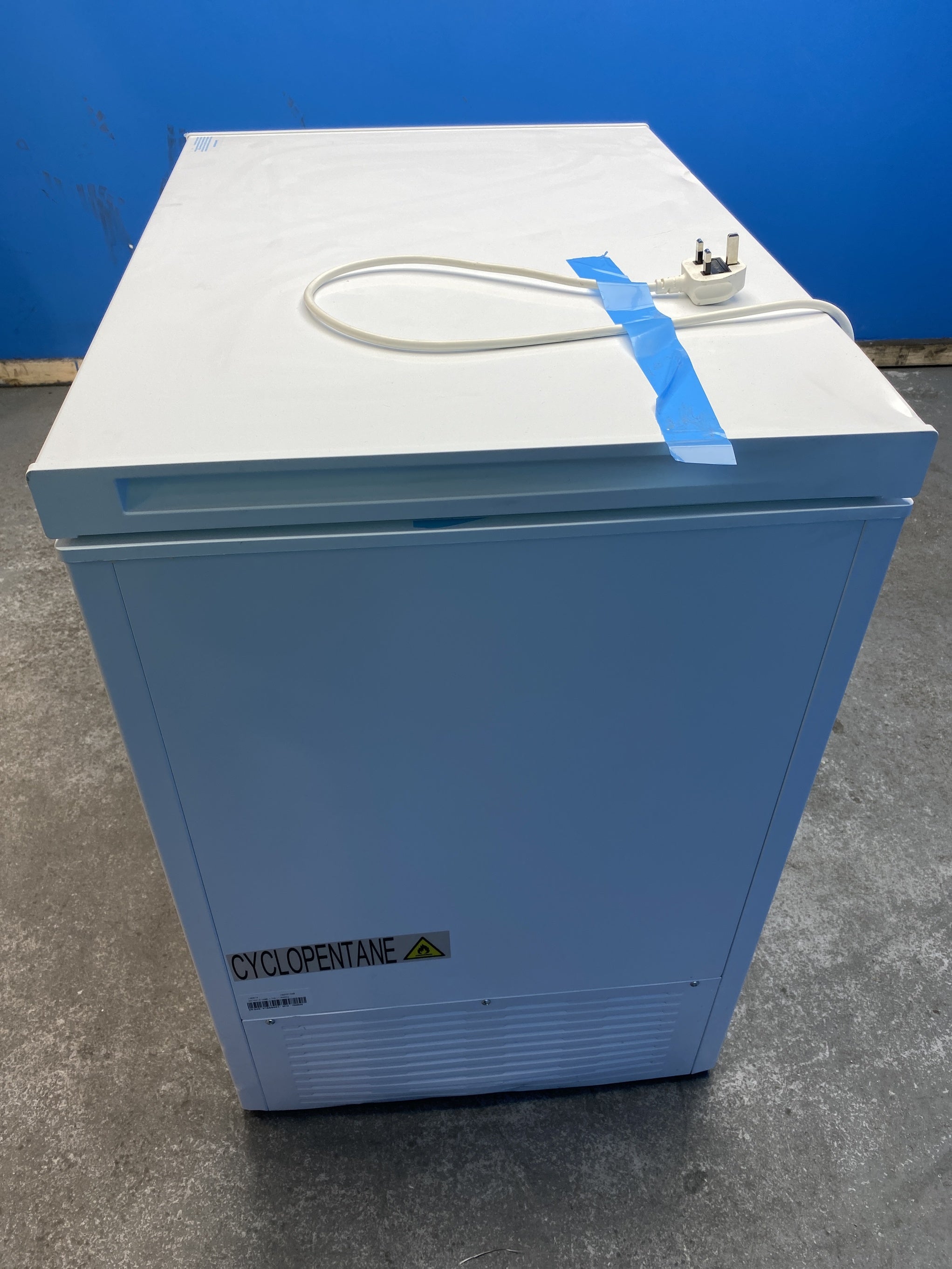 #GRC-153-450 - Igenix IGCF0198W  198 Litre Freestanding Chest Freezer